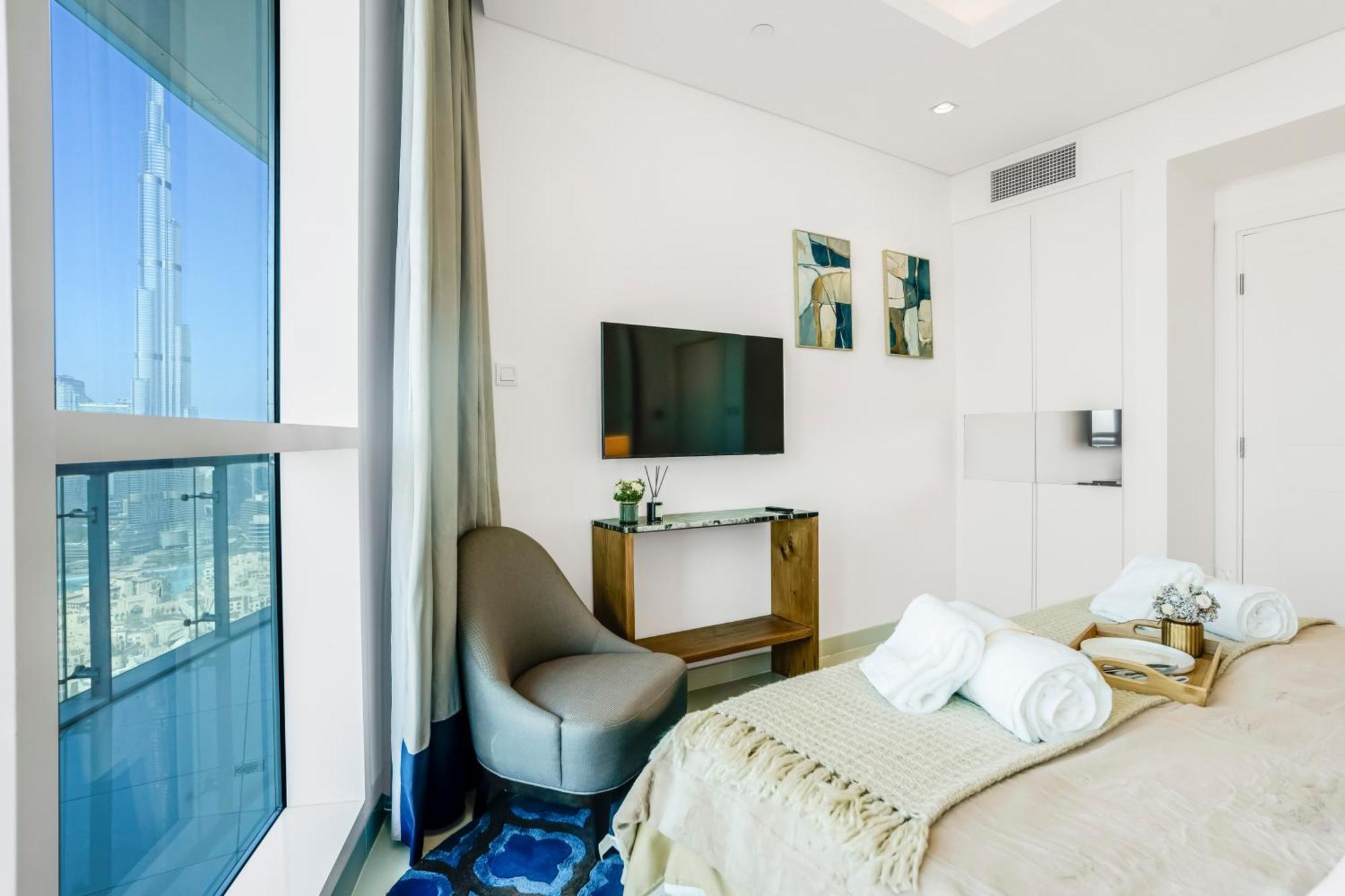 2 Bedrooms With Iconic Burj Khalifa Views