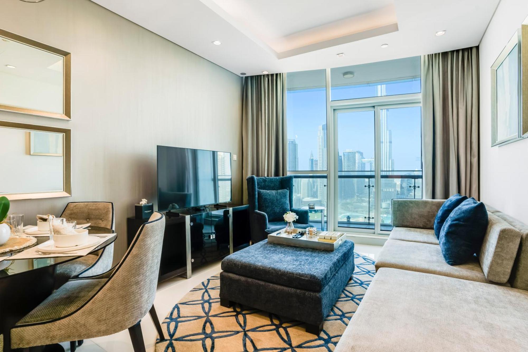 2 Bedrooms With Iconic Burj Khalifa Views *