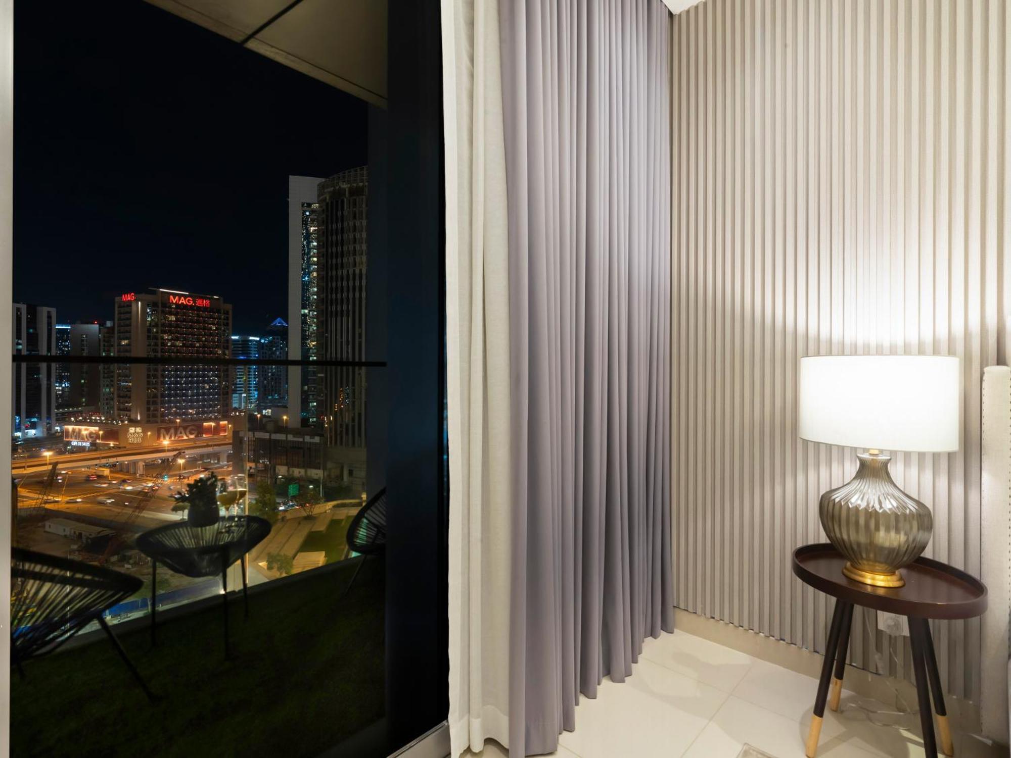 Lux 1br Connected To Mall Near Burj Khalifa Dubai
