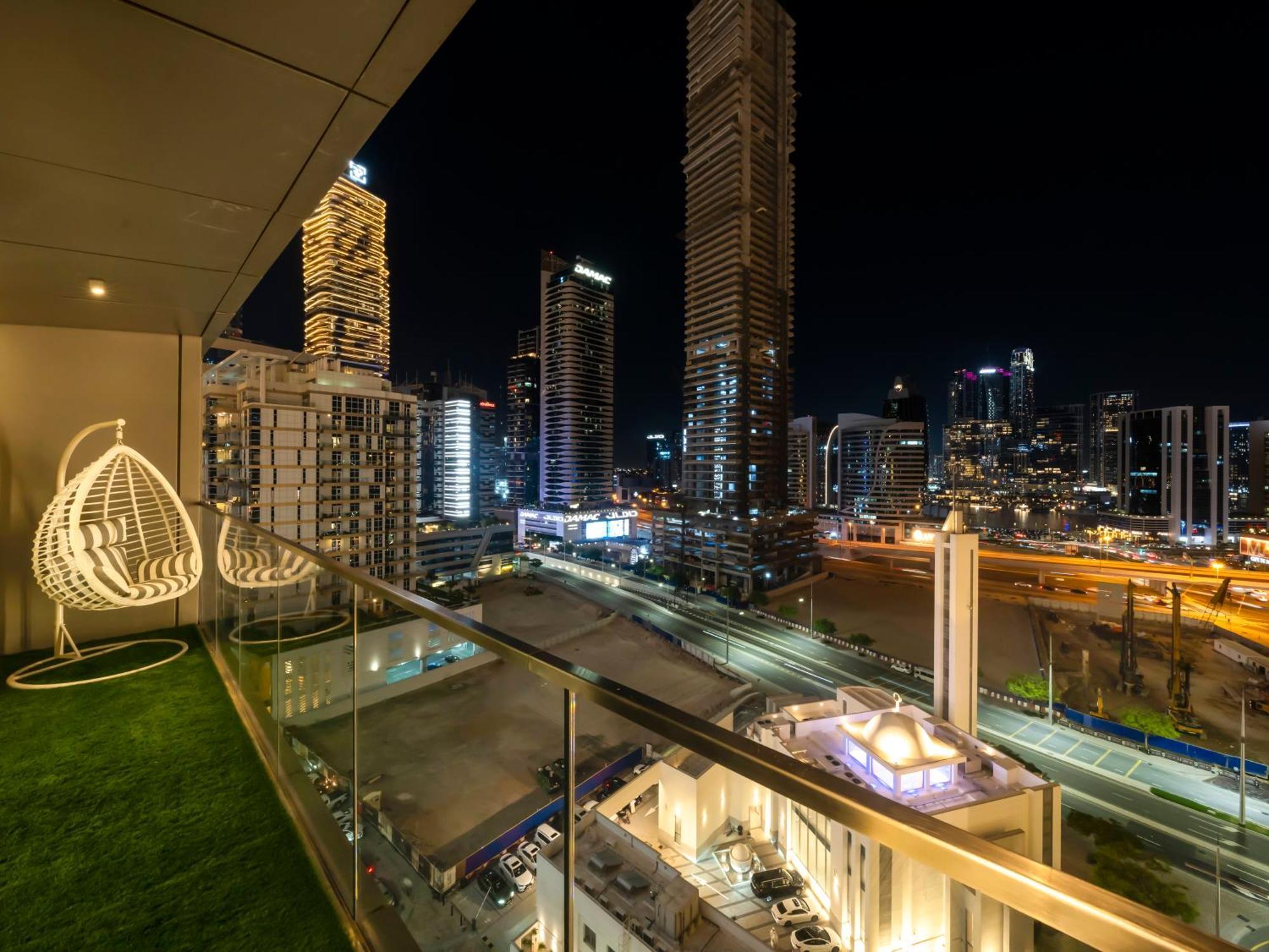 Lux 1br Connected To Mall Near Burj Khalifa Dubai