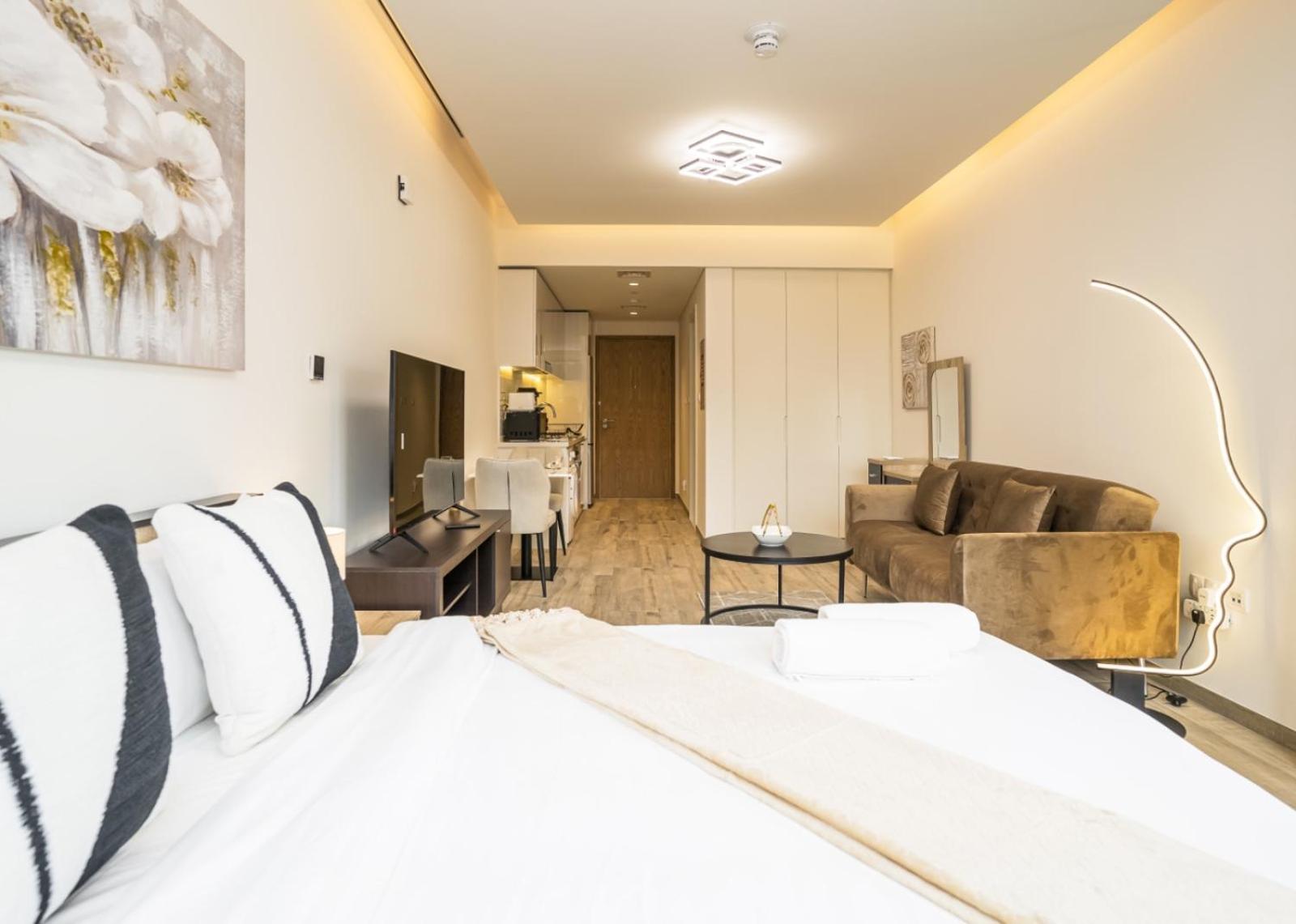 Ahad Residents - Cozy Near Downtown Apartment Dubai
