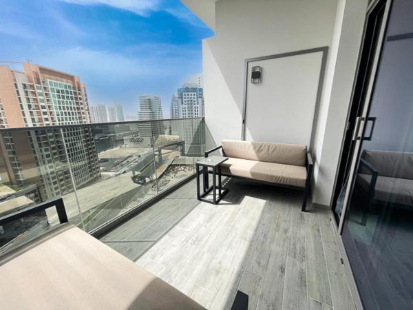 Lavish Apt, With Canal View Close To Mall- 1522