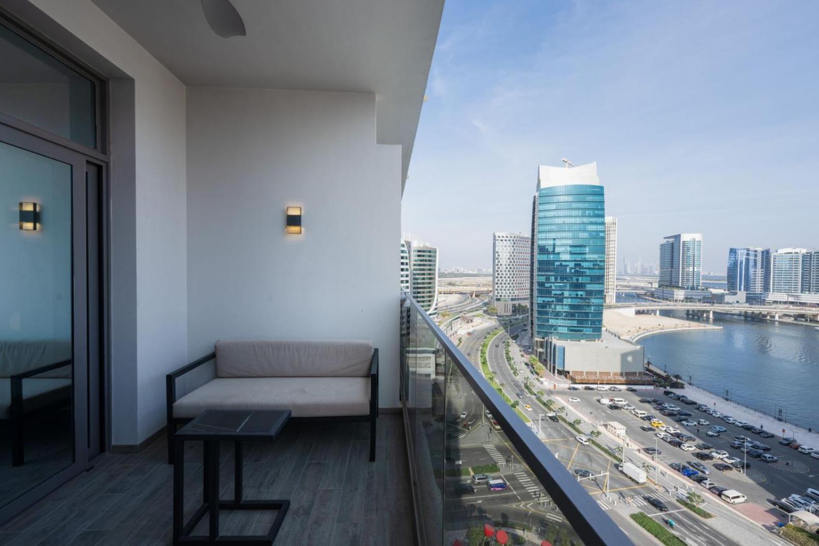 Lavish Apt, With Canal View Close To Mall- 1522 Apartment