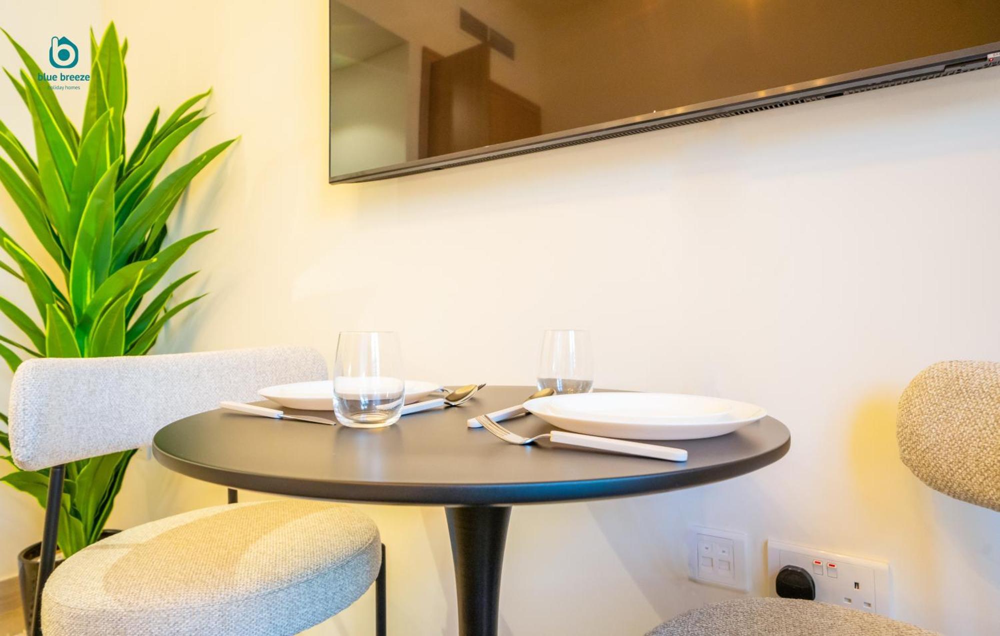 Blue Breeze - Stylish With Extra-large Terrace And Views *