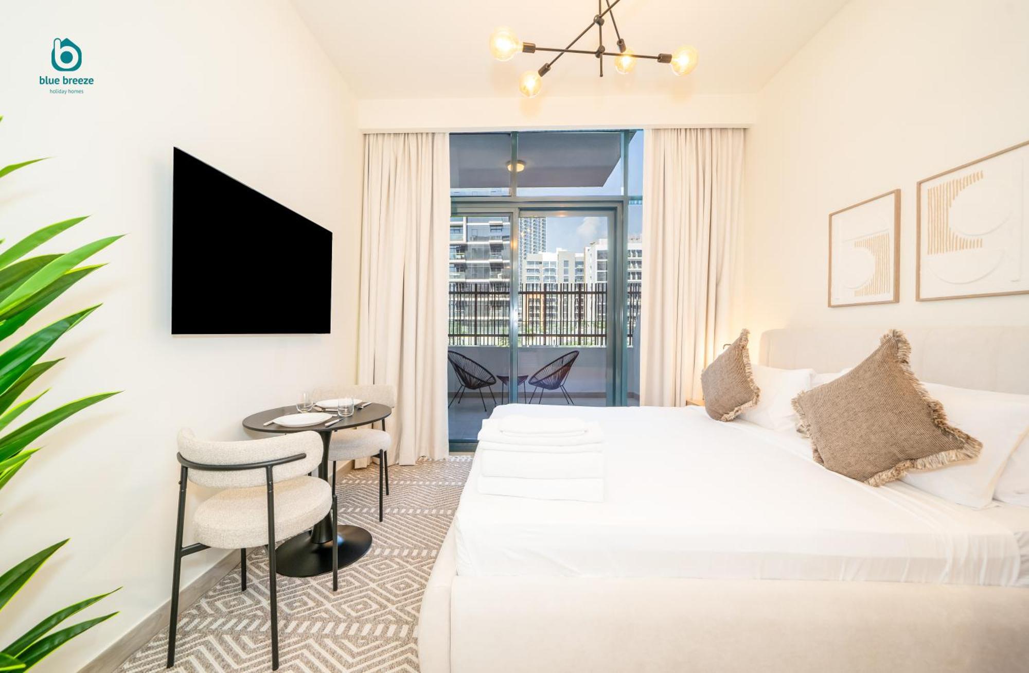 Apartment Blue Breeze - Stylish With Extra-large Terrace And Views Dubai