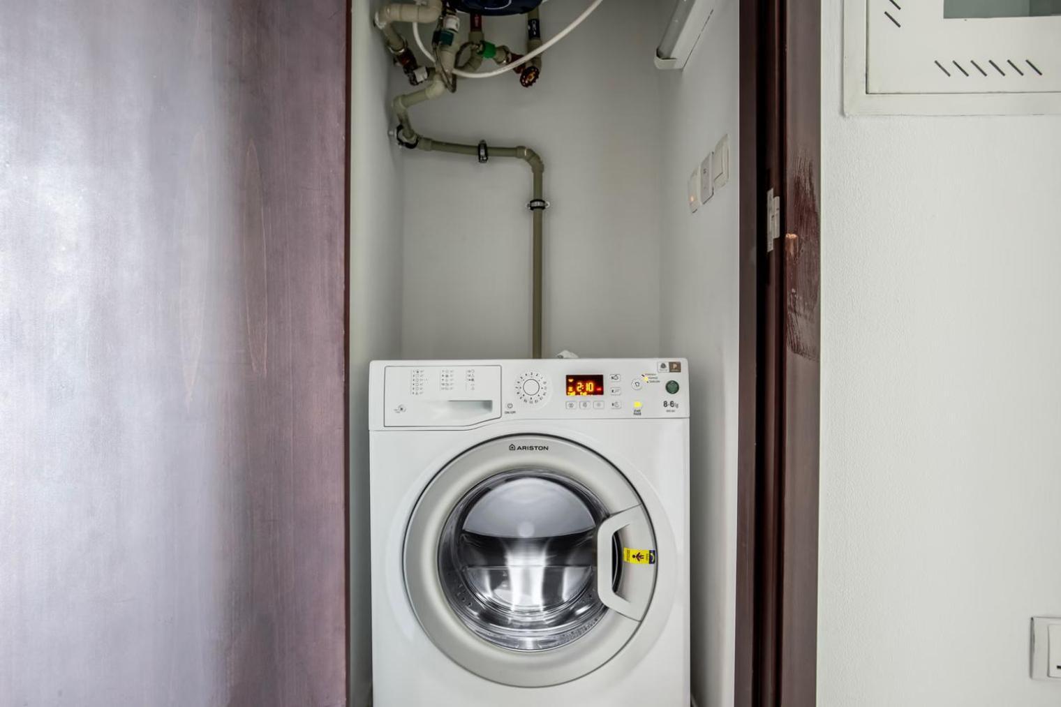 Apartment Vacay Lettings 1 Bed Close To Down Town Fountain View