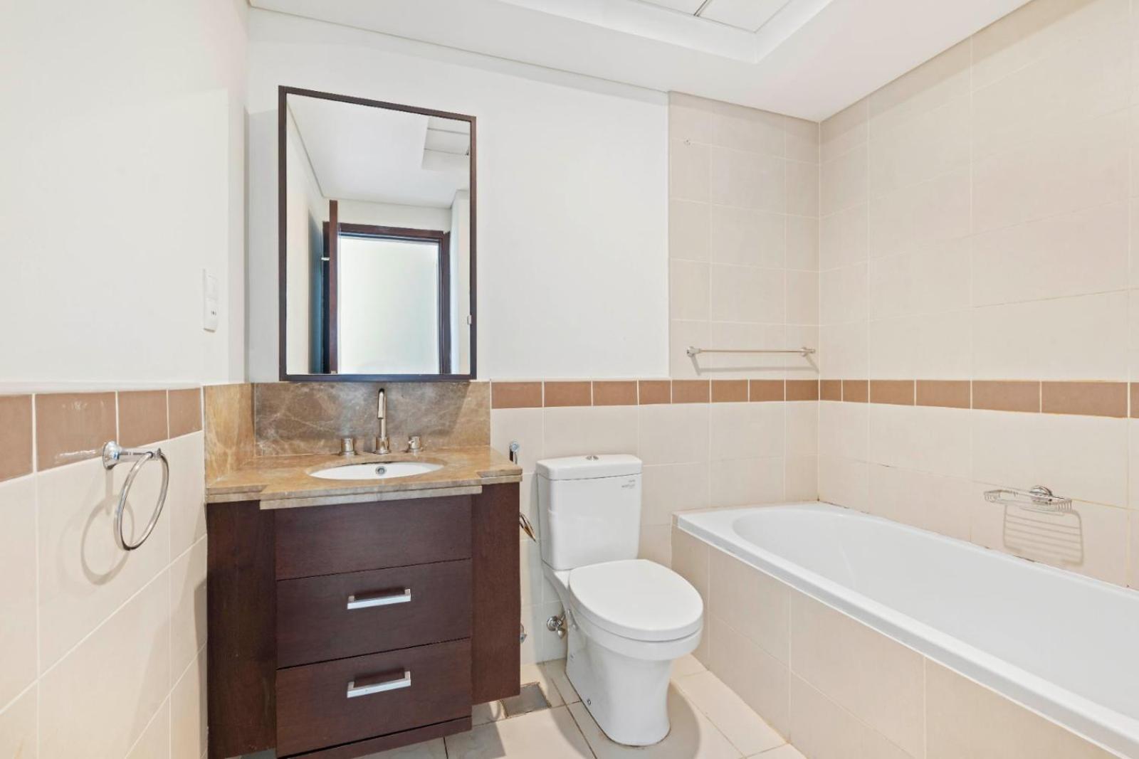 Apartment Vacay Lettings 1 Bed Close To Down Town Fountain View *
