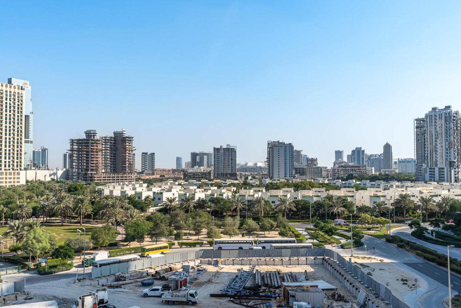 Modern With Pool, Gym And Bbq Area Dubai