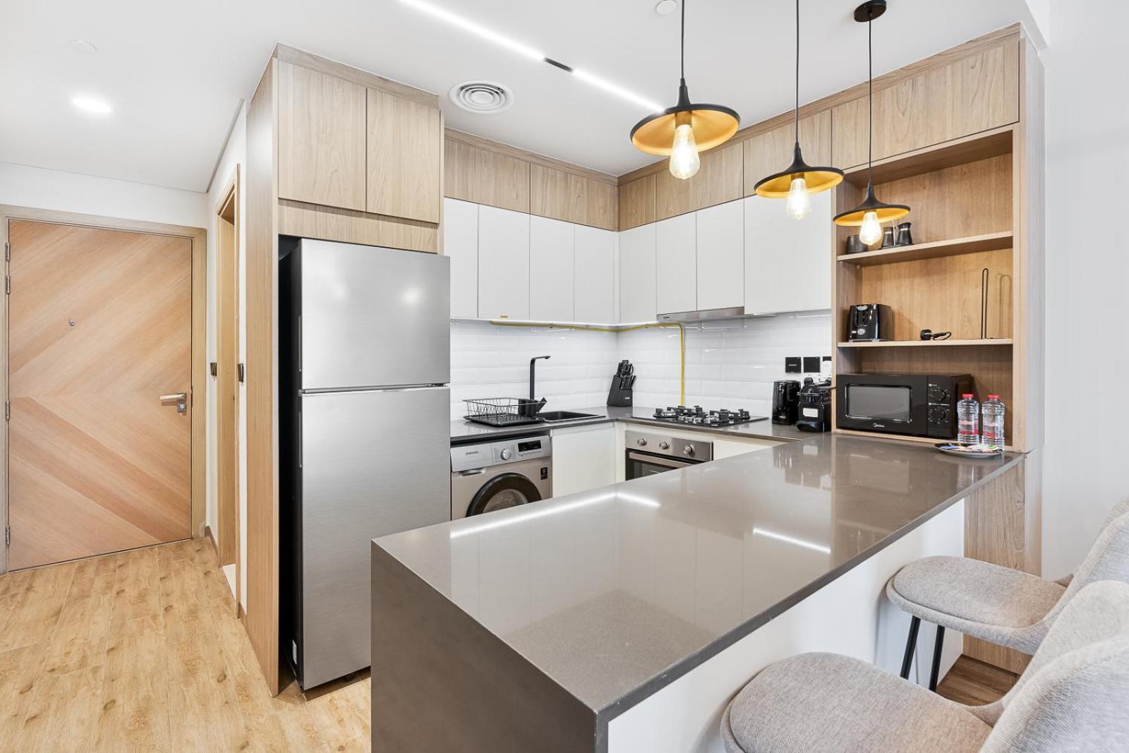 Apartment Modern With Pool, Gym And Bbq Area *