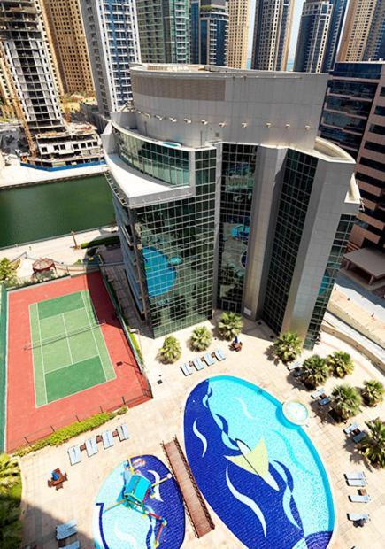 Fully Upgraded Luxurious One Bedroom Between Marina And Jbr Dubai