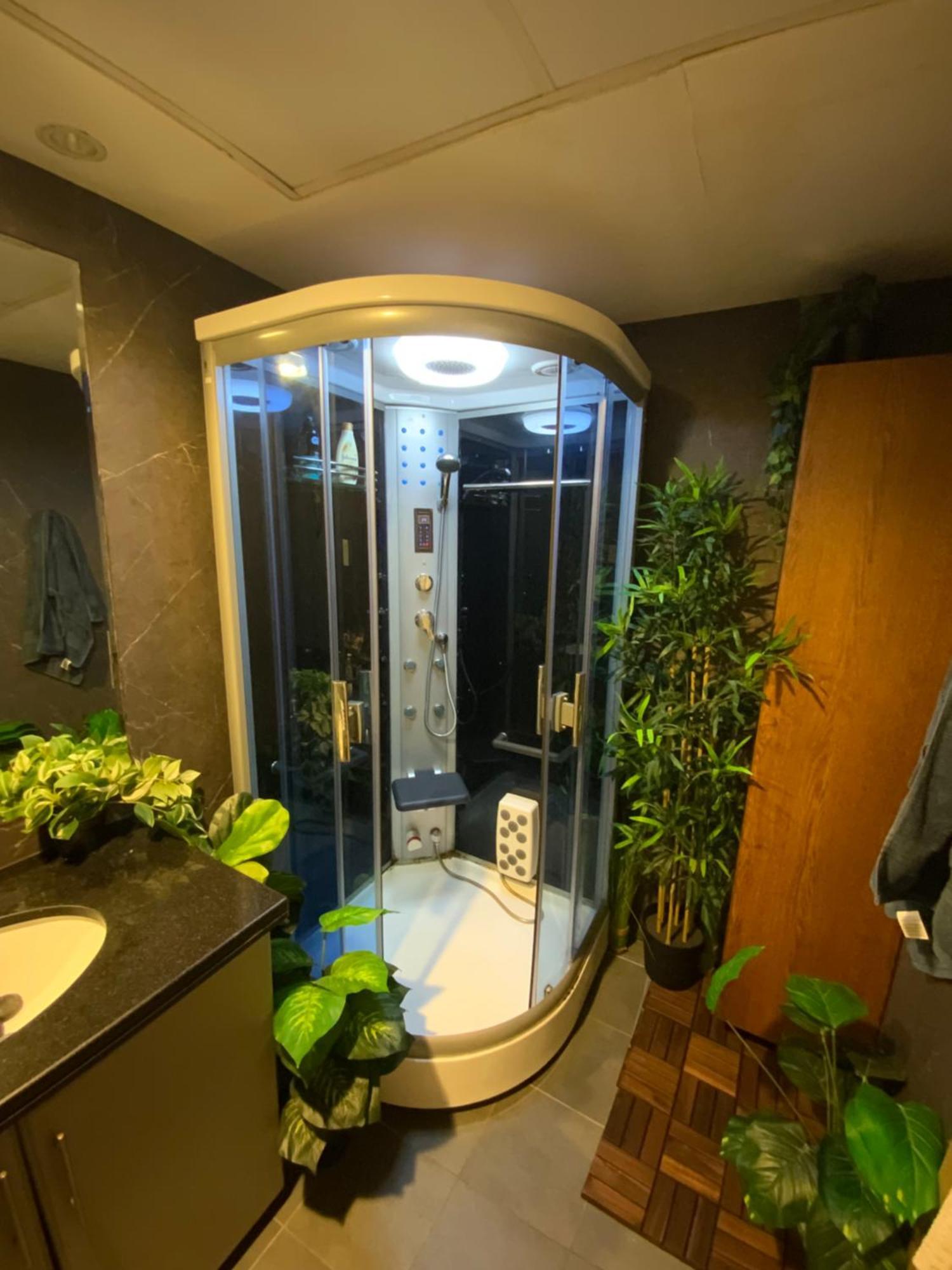 Fully Upgraded Luxurious One Bedroom Between Marina And Jbr