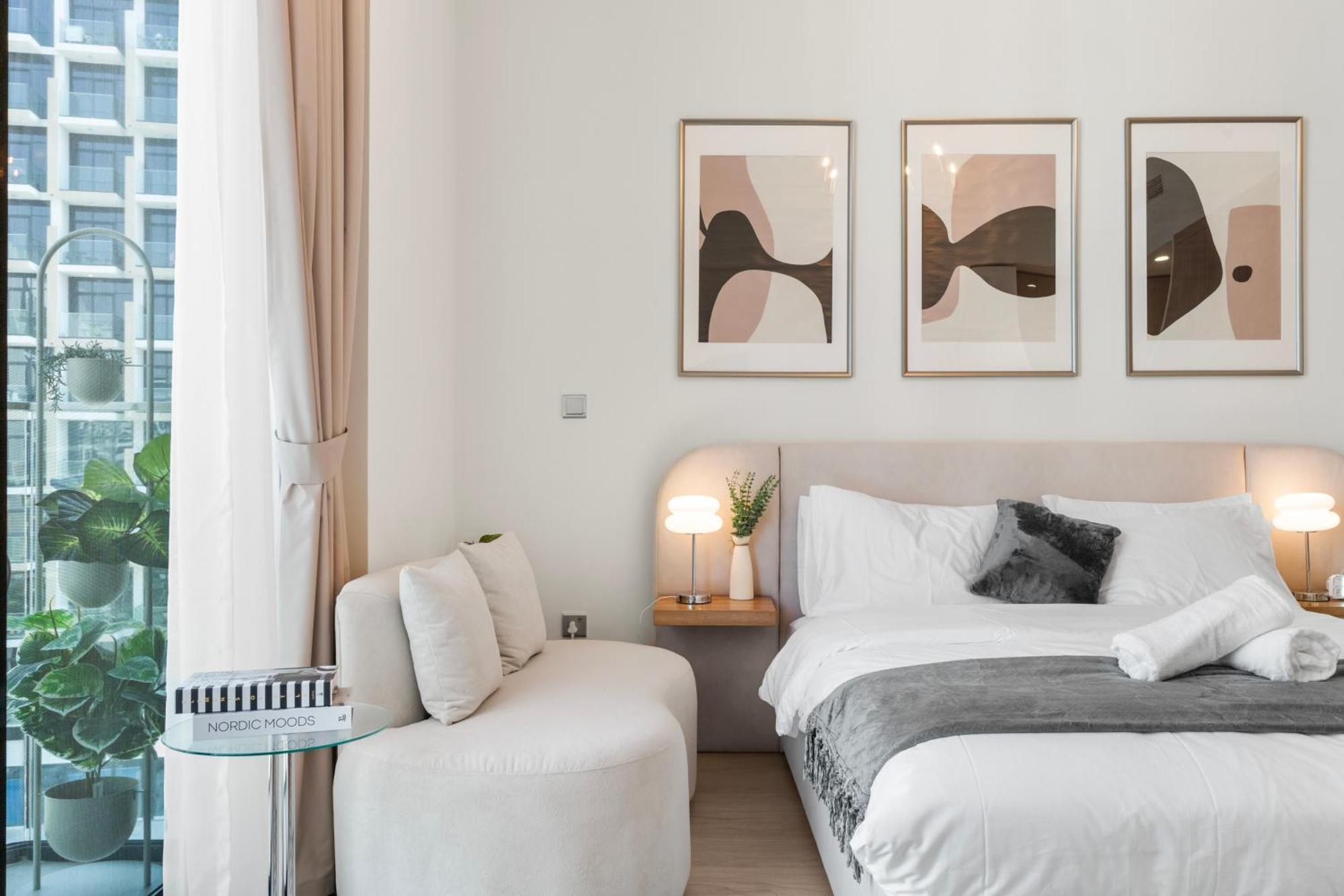 Golden Dunes In Apartment Dubai
