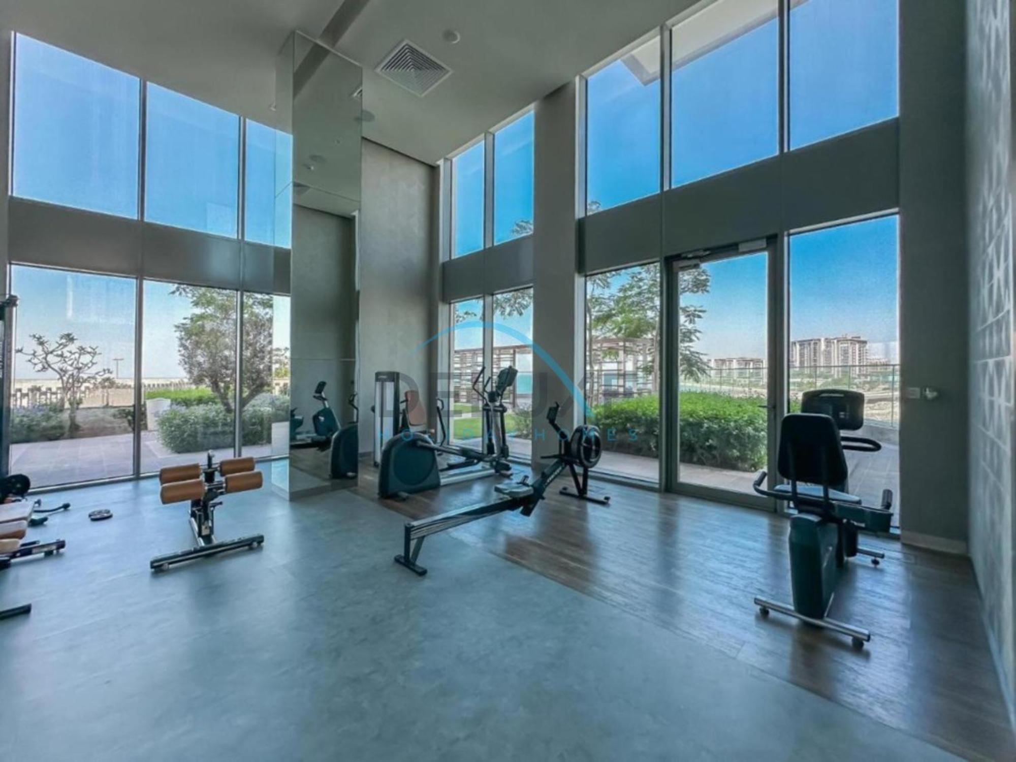 Sea View 3br With Assistant And Balcony, Just Steps From Marina Promenade, 5242 Tower 1, Marina By Deluxe Homes Apartment *