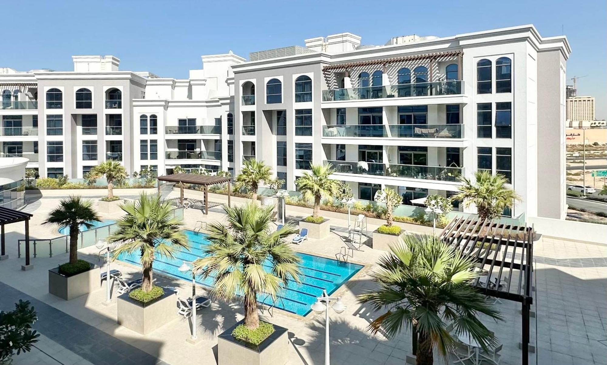 Spacious Luxury Near Mall Of The Emirates With Pool Access Apartment *