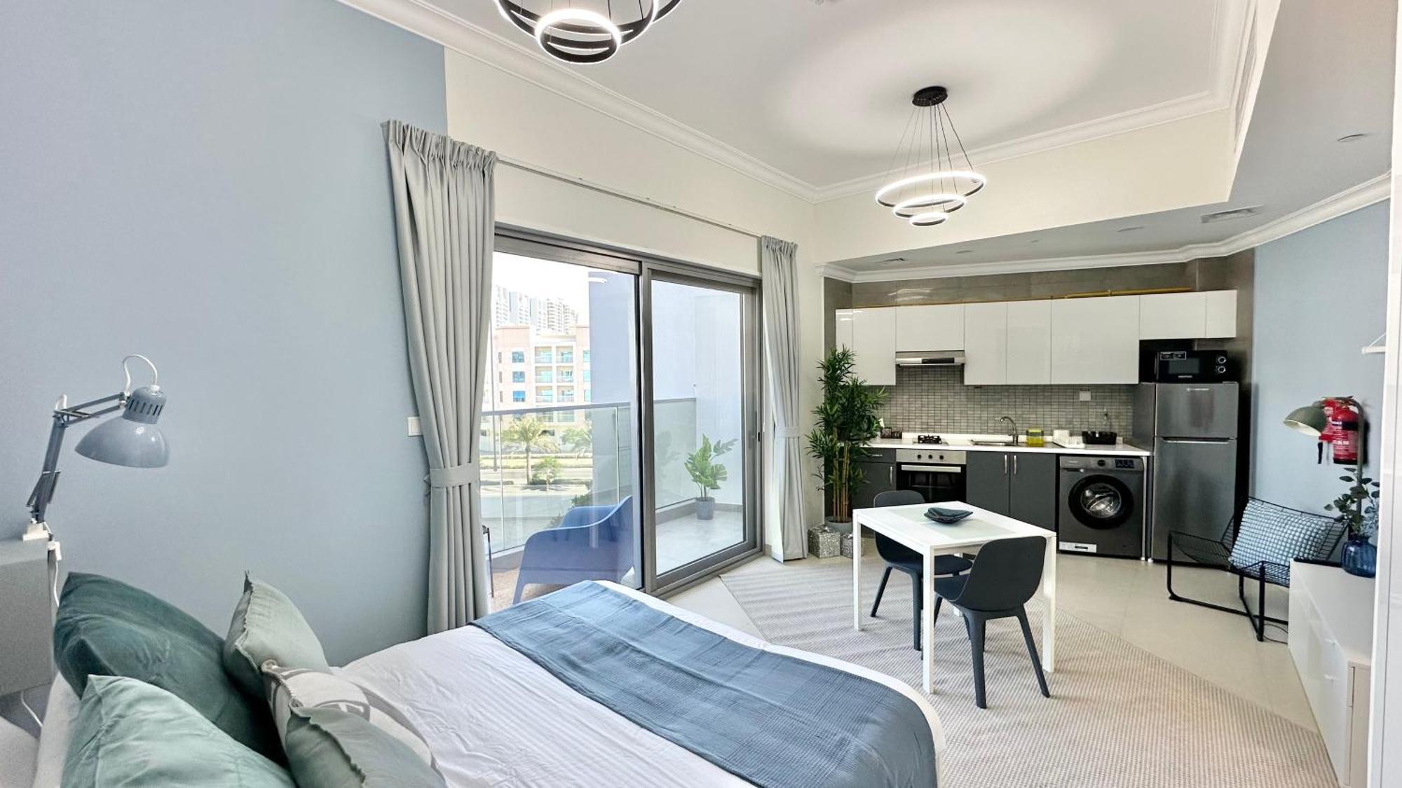 Spacious Luxury Near Mall Of The Emirates With Pool Access * Dubai
