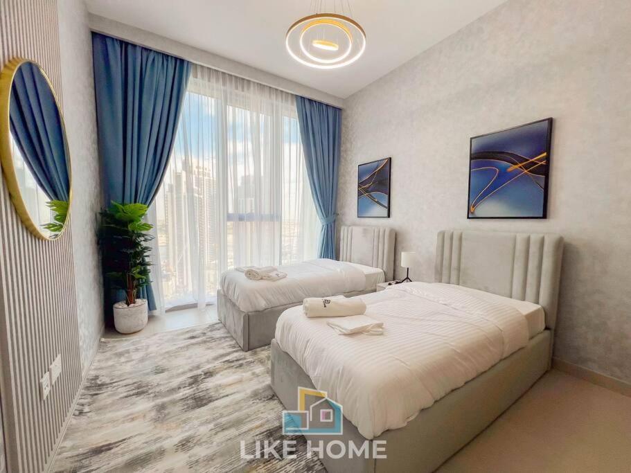 Like - 2304 Elite Luxe With Canal View Dubai