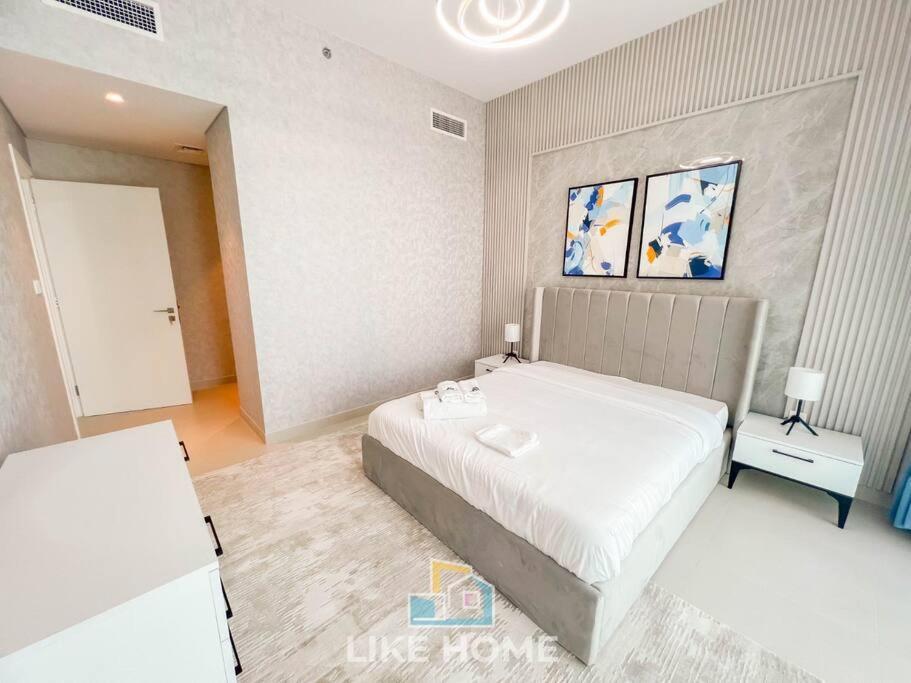 Like - 2304 Elite Luxe With Canal View Apartment *