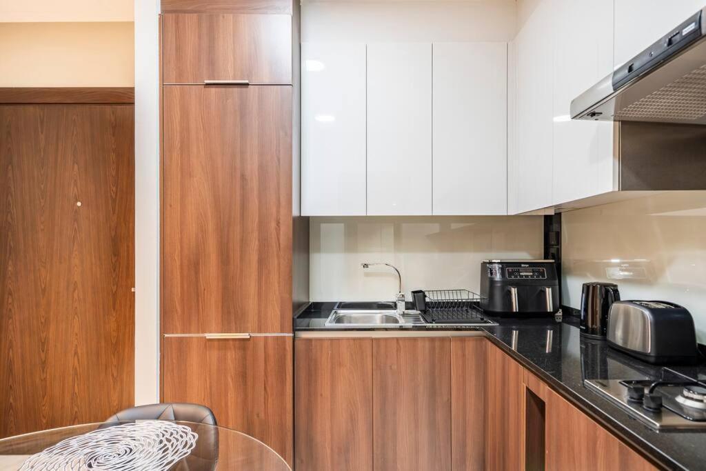 Brand New Chic Apartment *