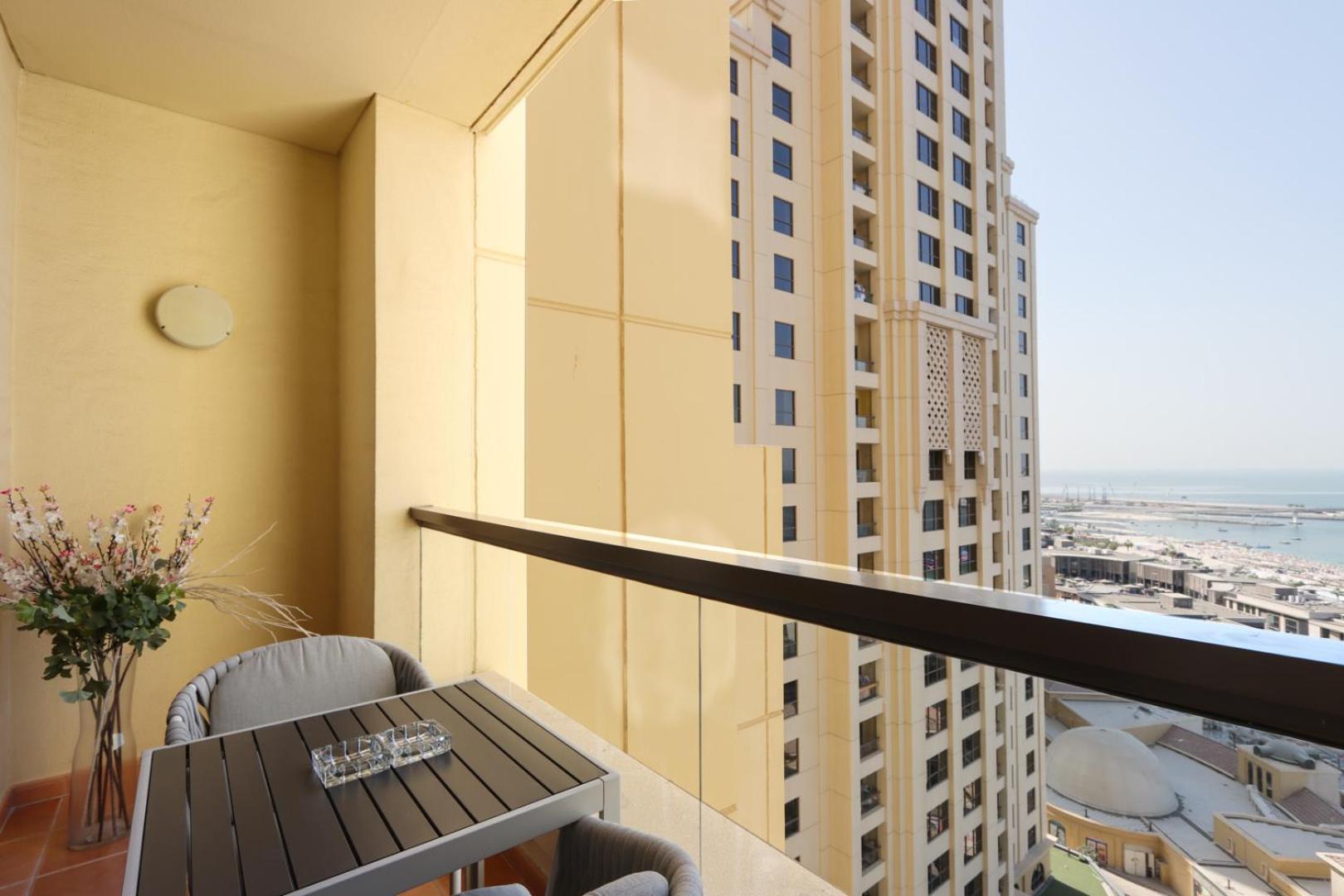 Livbnb-vibrant 1br In Jbr With Access * Dubai