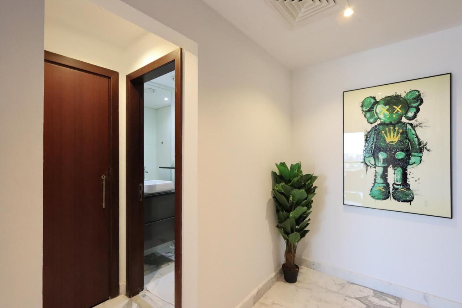 Apartment Livbnb-vibrant 1br In Jbr With Access Dubai