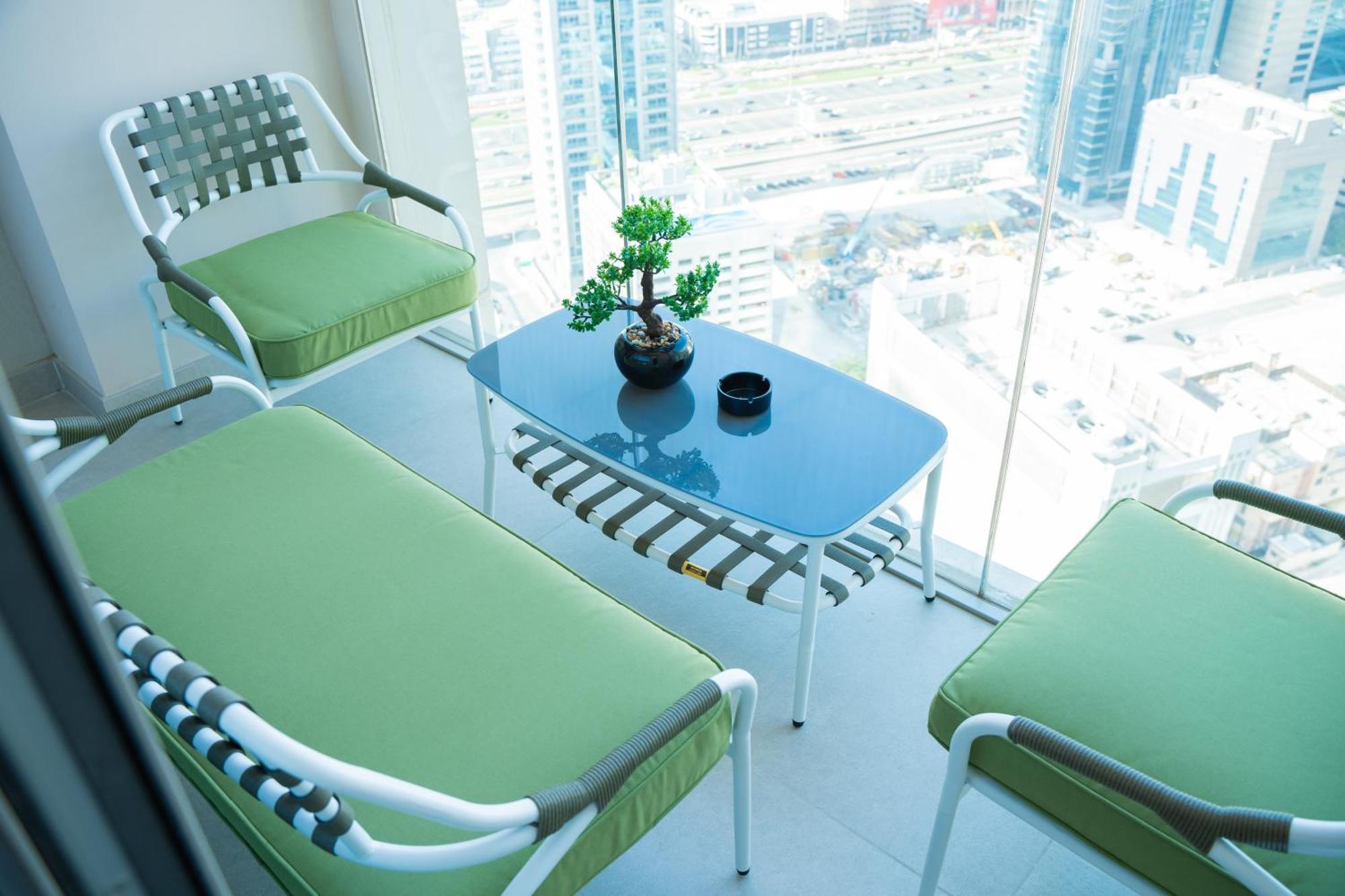 Apartment Tower 1 - Modernized Two Bedroom In Downtown