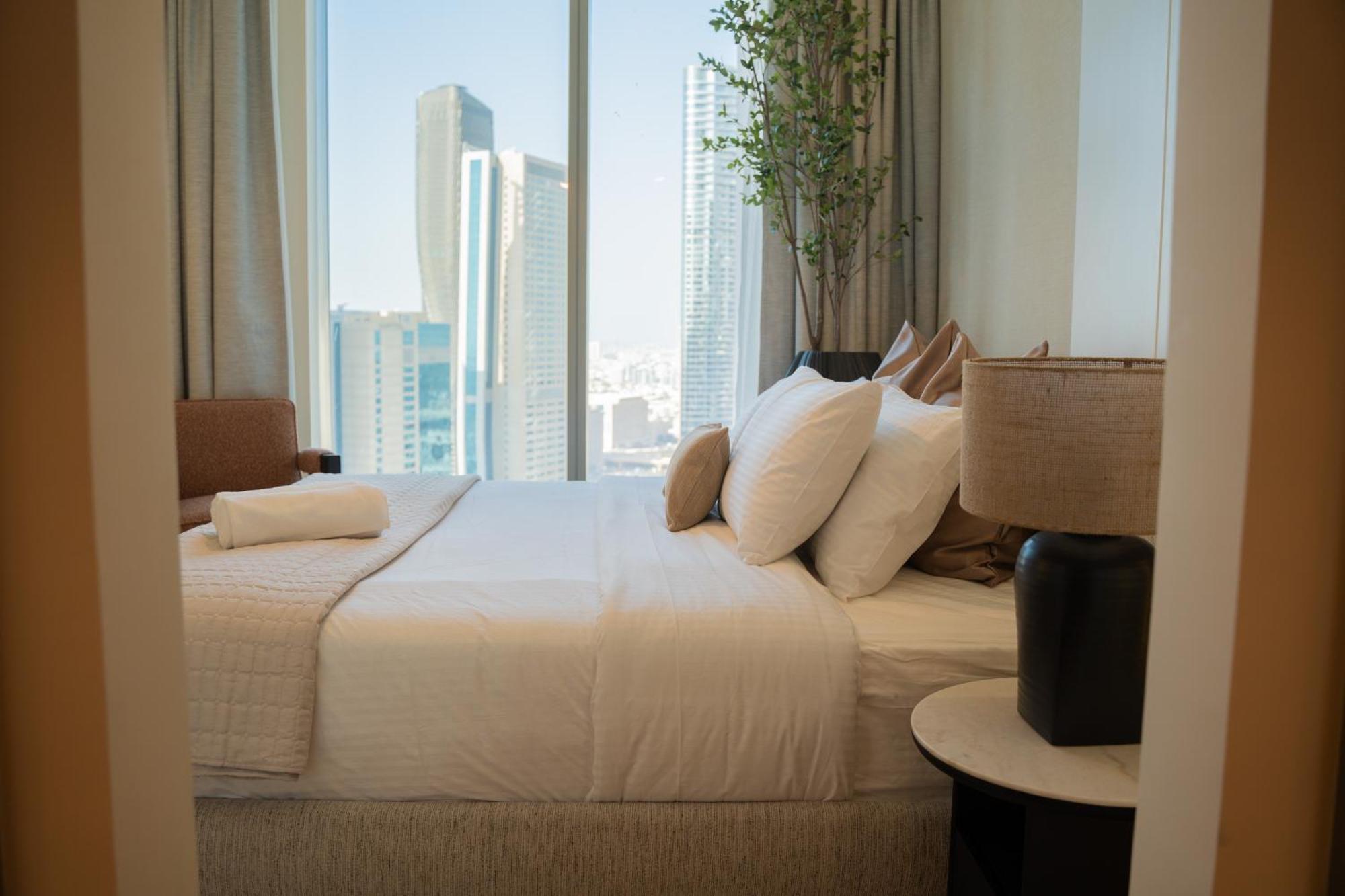 Tower 1 - Modernized Two Bedroom In Downtown