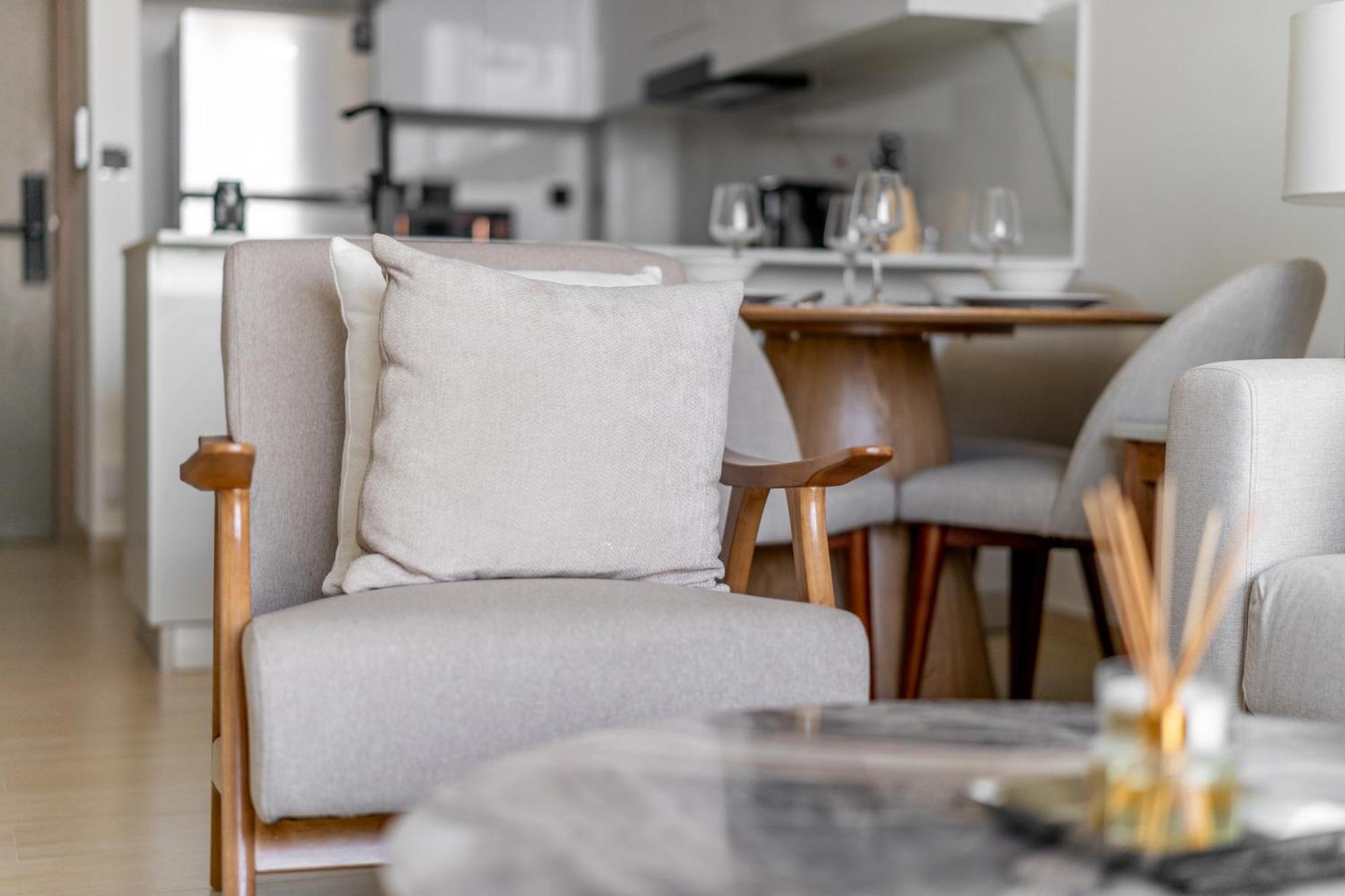 Modern 1br In Jvc With Amazing Amenities *
