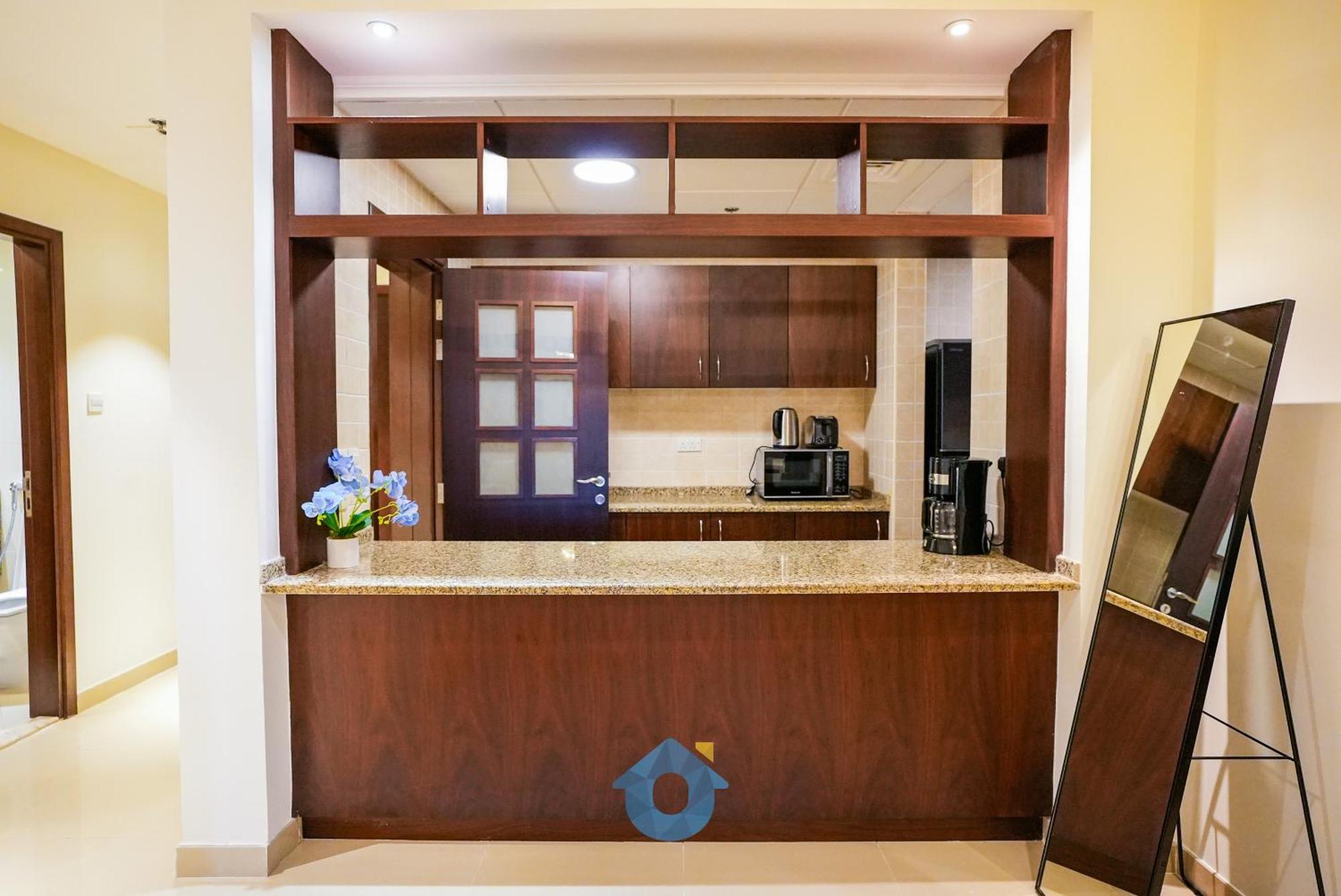 Like - 232 Ultimate Beachside Luxury 2bhk With Sea View In Palm Jumeirah Holiday home *