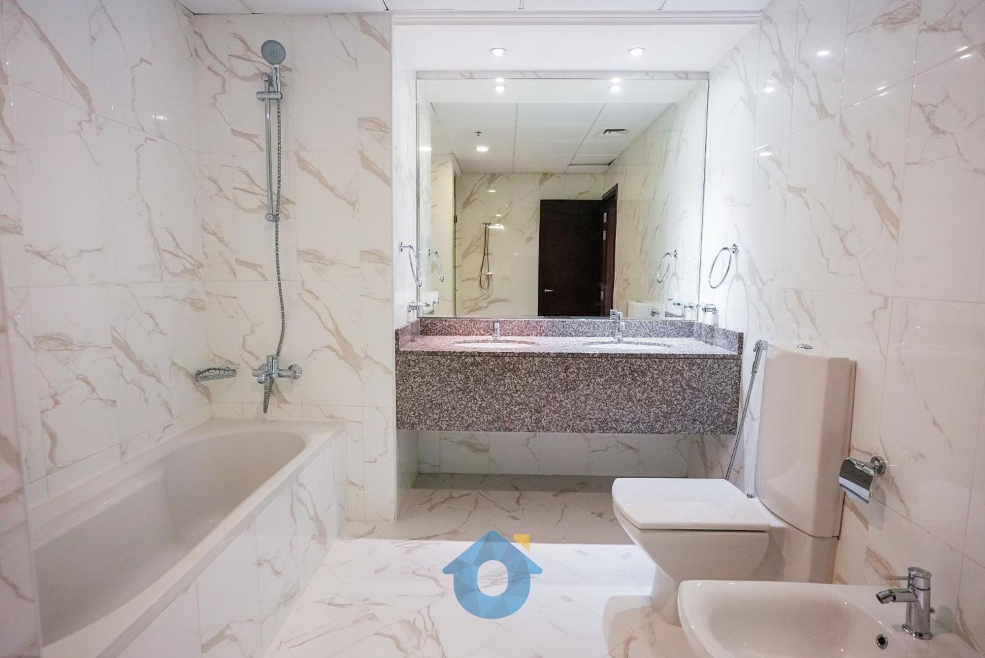 Holiday home Like - 232 Ultimate Beachside Luxury 2bhk With Sea View In Palm Jumeirah Dubai