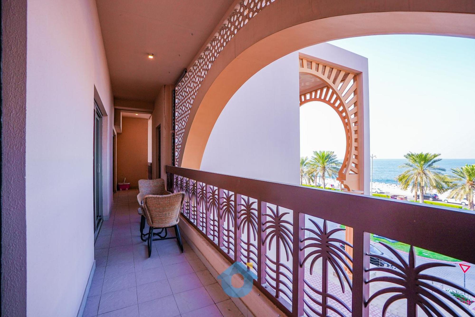Like - 232 Ultimate Beachside Luxury 2bhk With Sea View In Palm Jumeirah Holiday home *