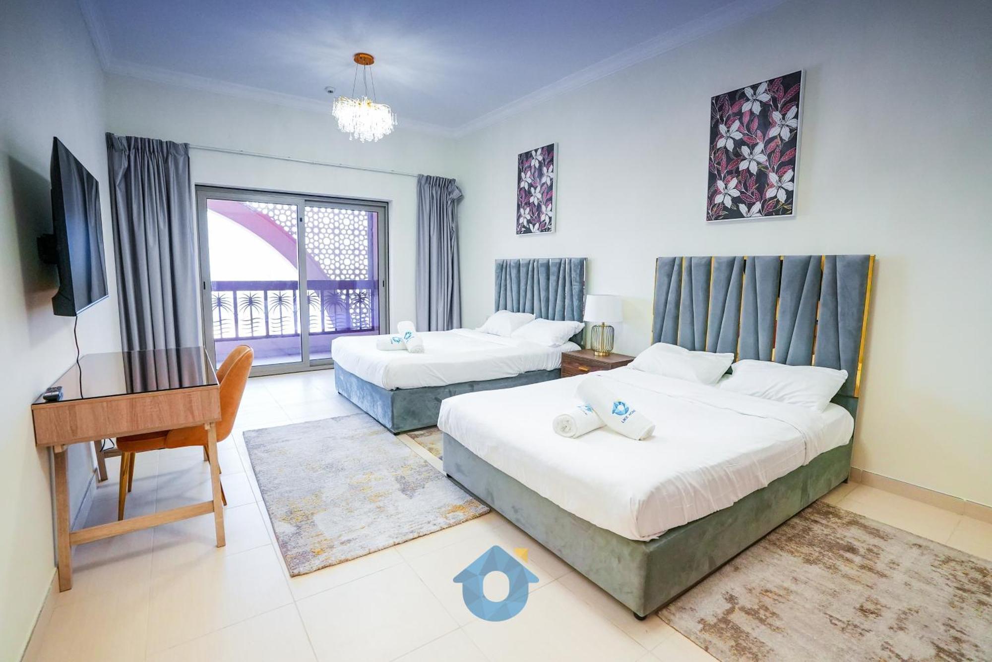 Holiday home Like - 232 Ultimate Beachside Luxury 2bhk With Sea View In Palm Jumeirah *