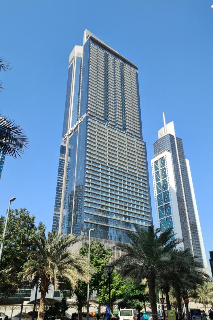 2bd Paramount Midtown - 6 Guests - Burj Views 64th Floor Infinity Pool, King Bed *
