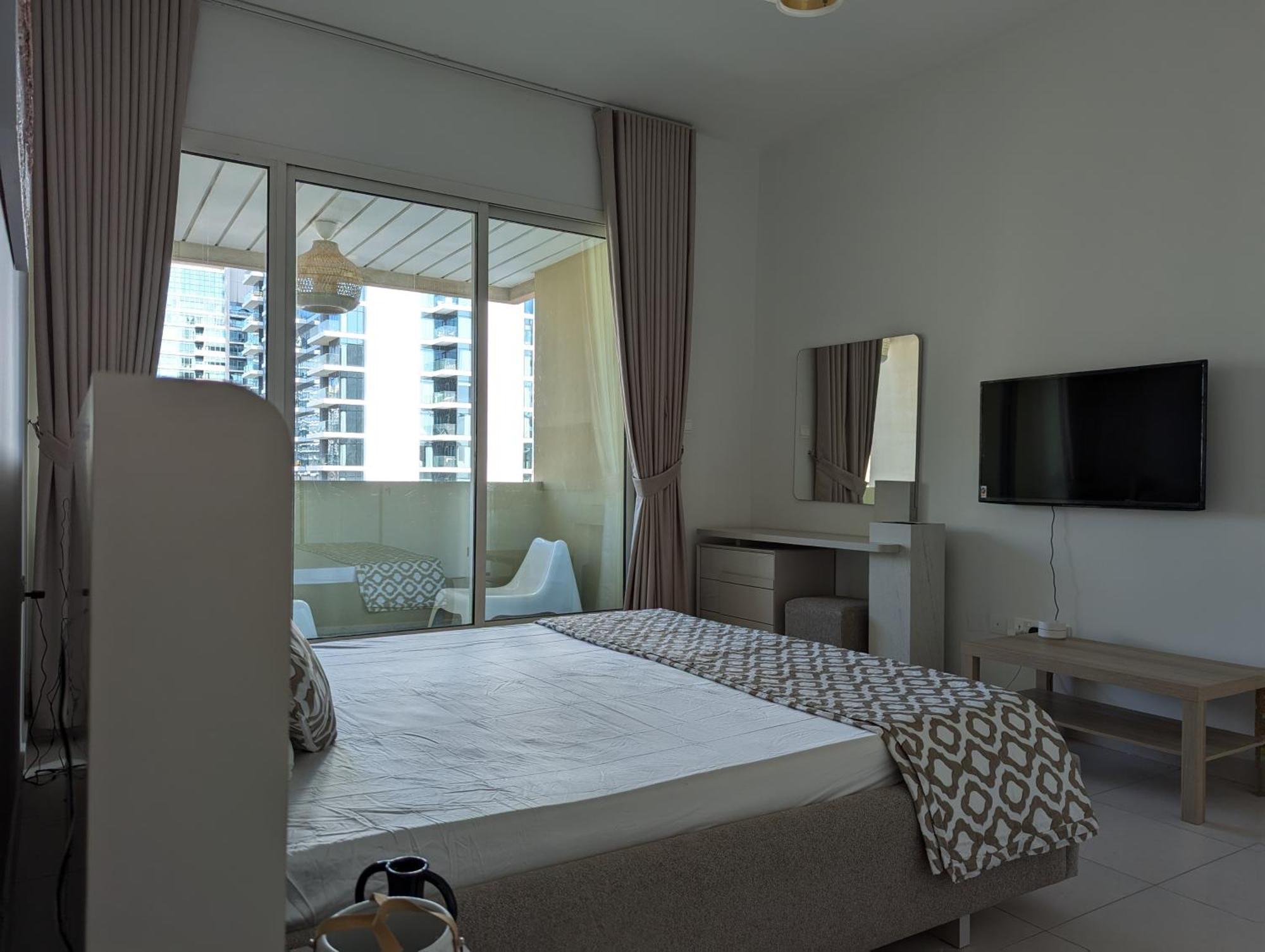 Apartment Stunning 2br With Full Marina View Dubai