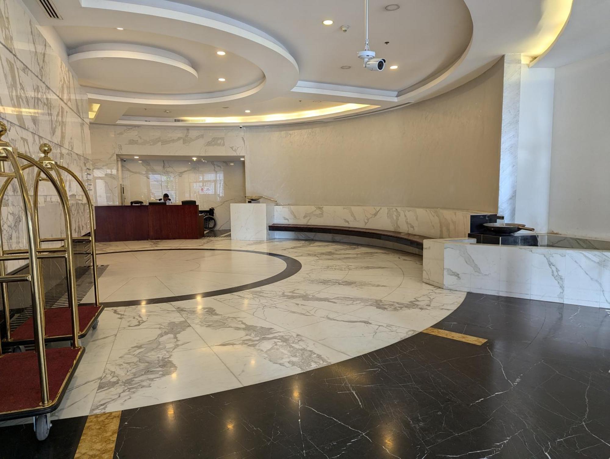 Stunning 2br With Full Marina View * Dubai