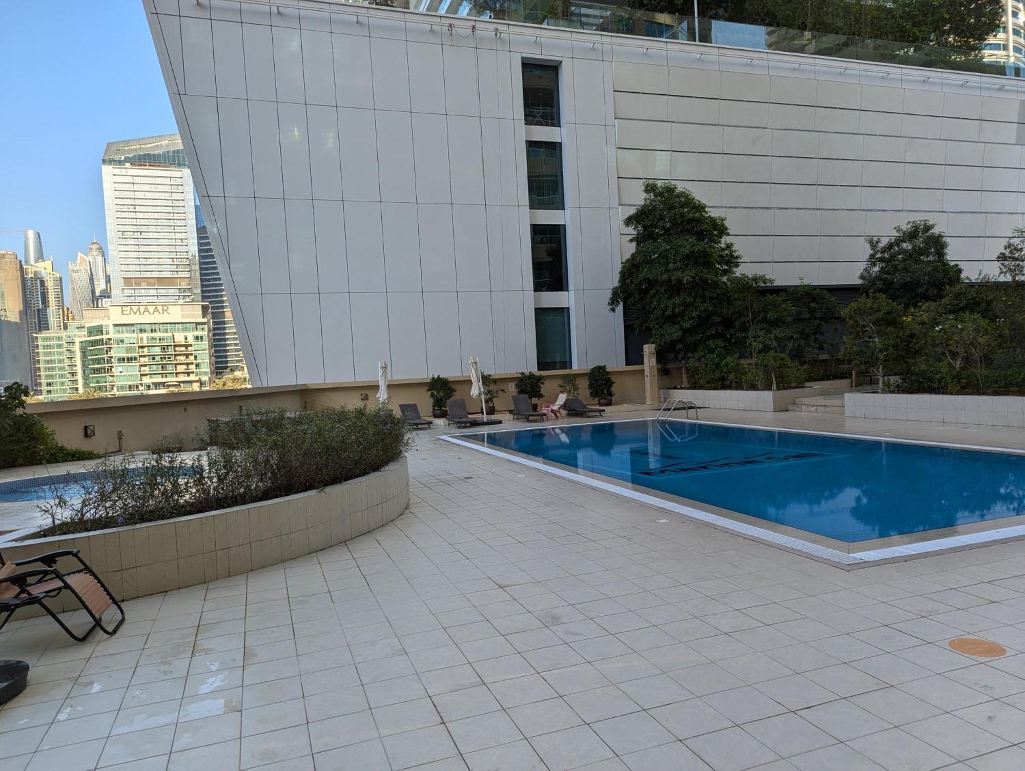 Stunning 2br With Full Marina View Dubai
