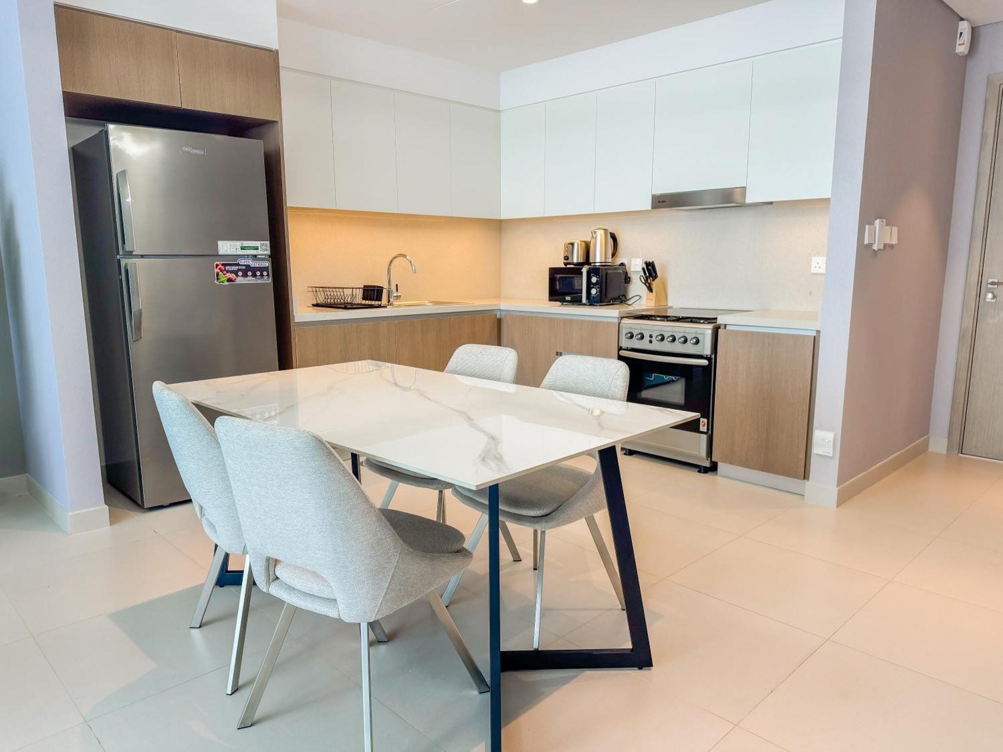 Like - 4104 Contemporary 2bhk With Amazing Views Apartment