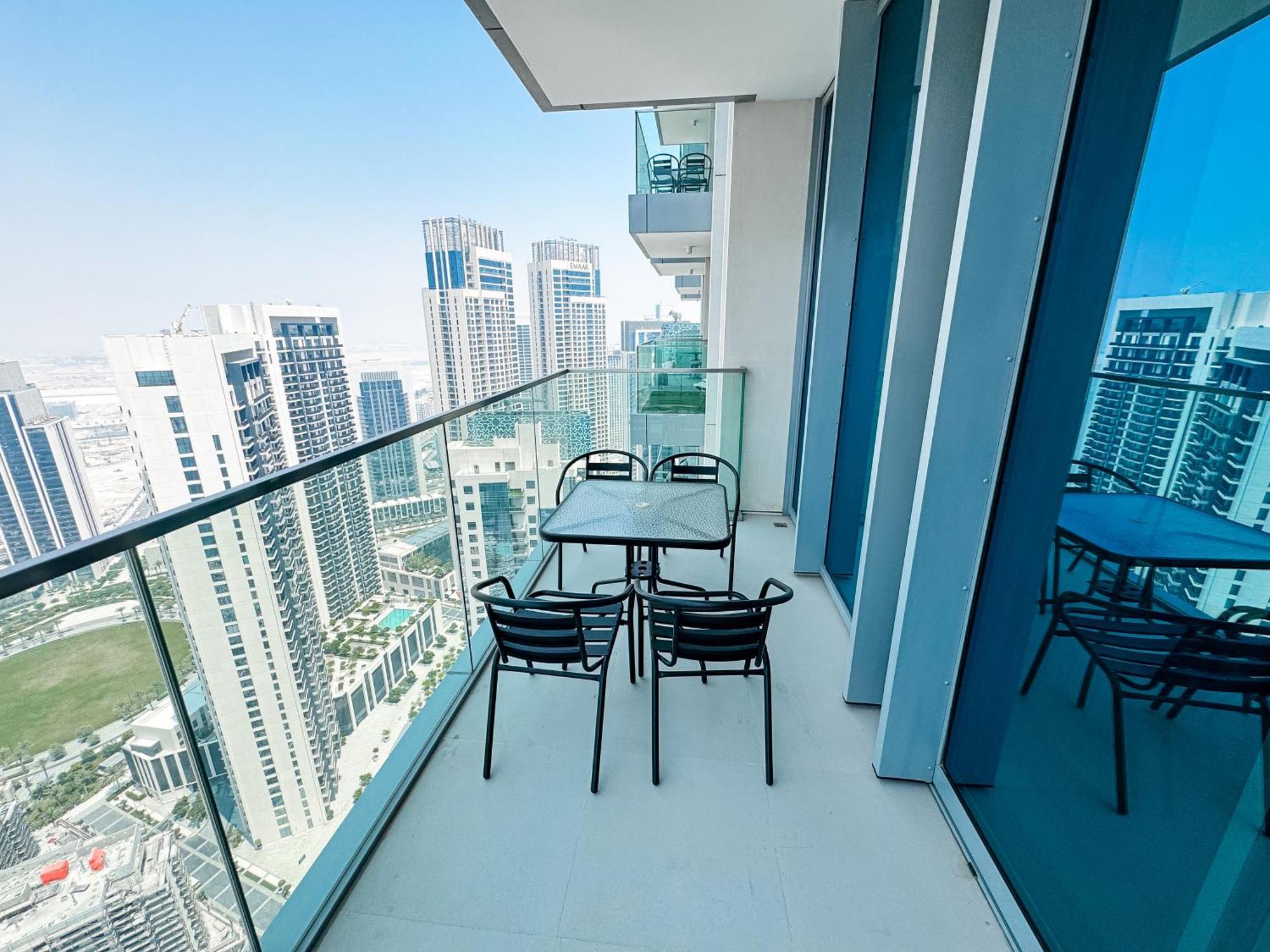 Like - 4104 Contemporary 2bhk With Amazing Views