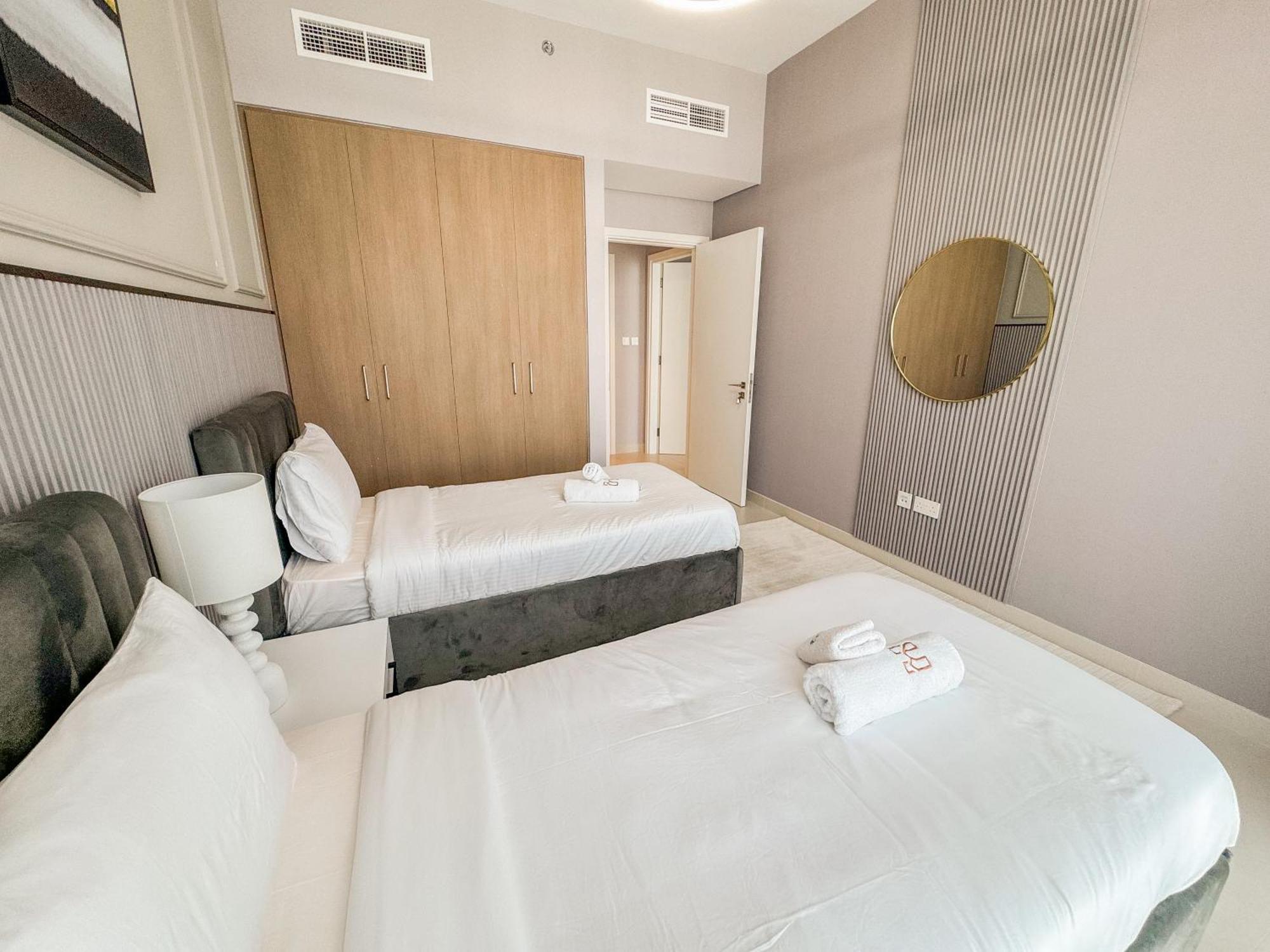 Like - 4104 Contemporary 2bhk With Amazing Views *