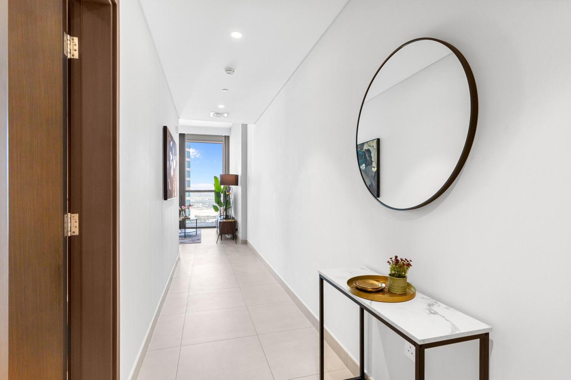 Luxury 1 Bedroom In The Heart Of Famous Downtown Apartment
