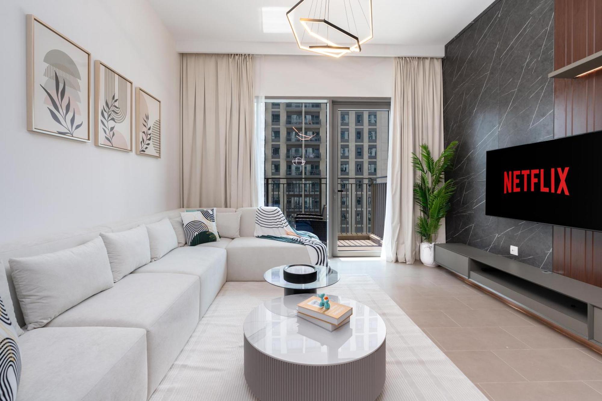 Chic 1br In Park Heights, Hills - Ahlan Hh * Dubai