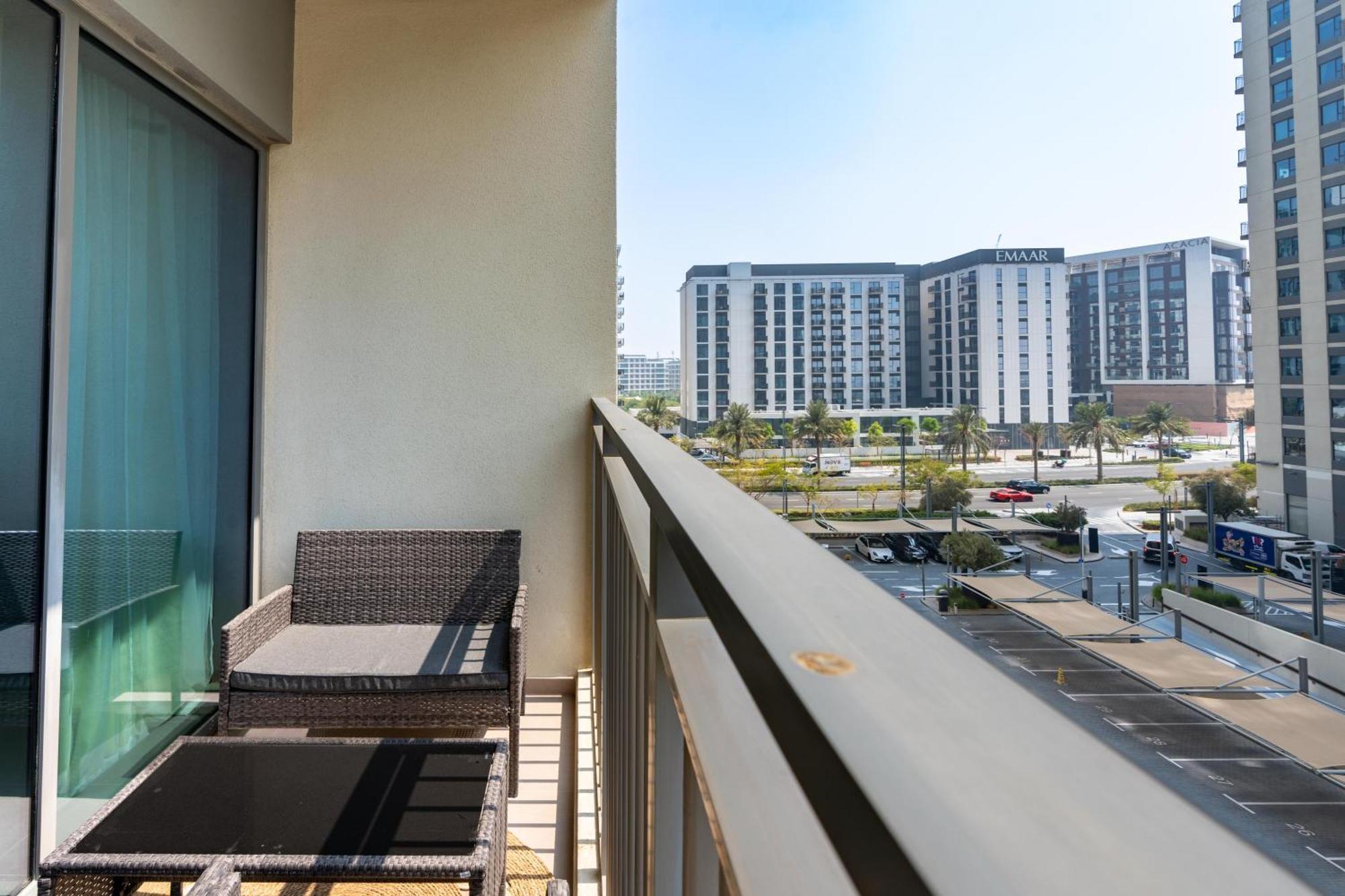 Apartment Chic 1br In Park Heights, Hills - Ahlan Hh *