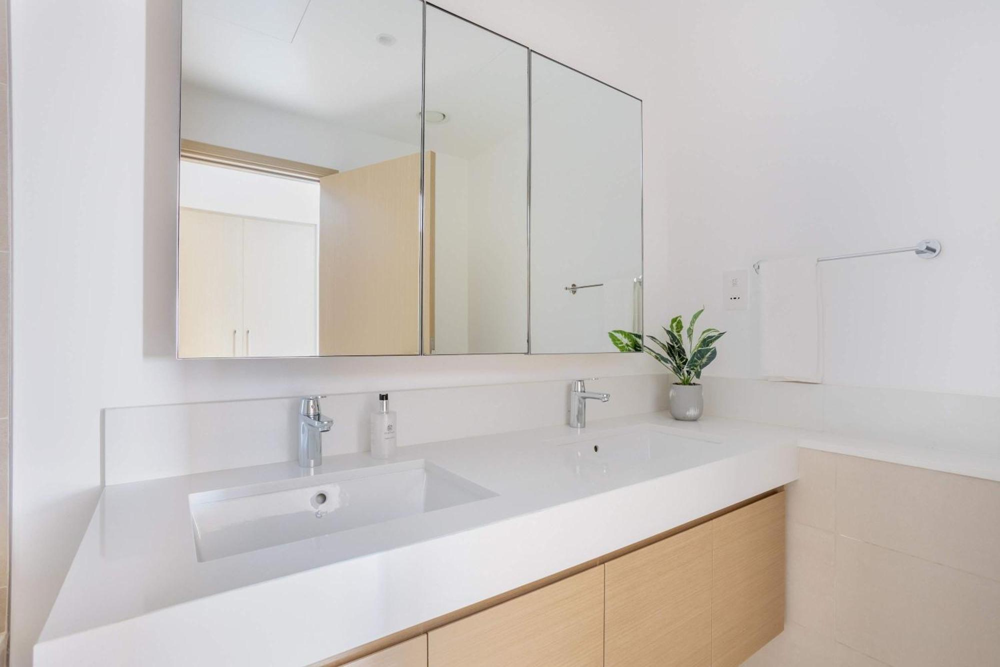 Frank Porter - Creek Horizon T2 Apartment