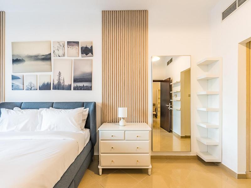 Luxury Modern 1br-concorde Tower 1-jlt Apartment