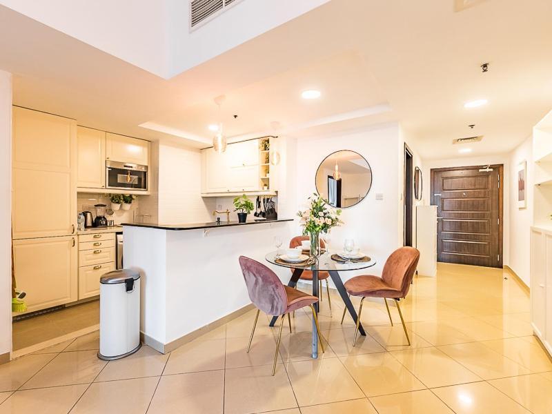 Luxury Modern 1br-concorde Tower 1-jlt * Dubai