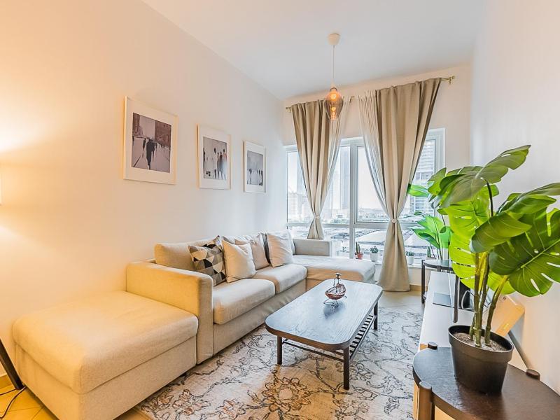 Luxury Modern 1br-concorde Tower 1-jlt Dubai