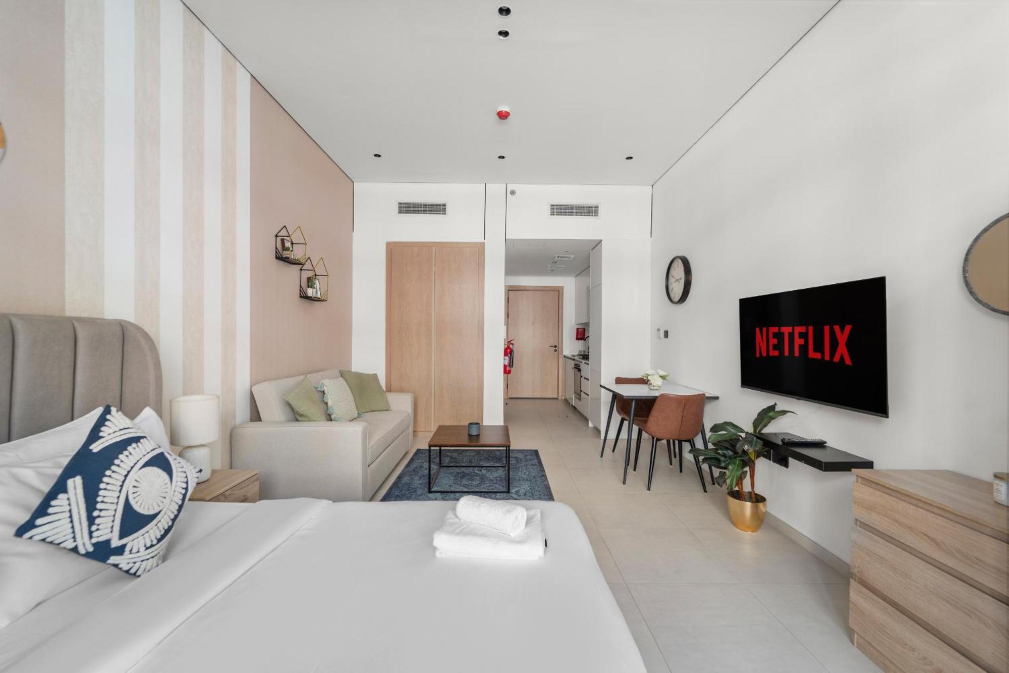 Vayk - Cozy And Contemporary In The Heart Of Jvc Apartment Dubai