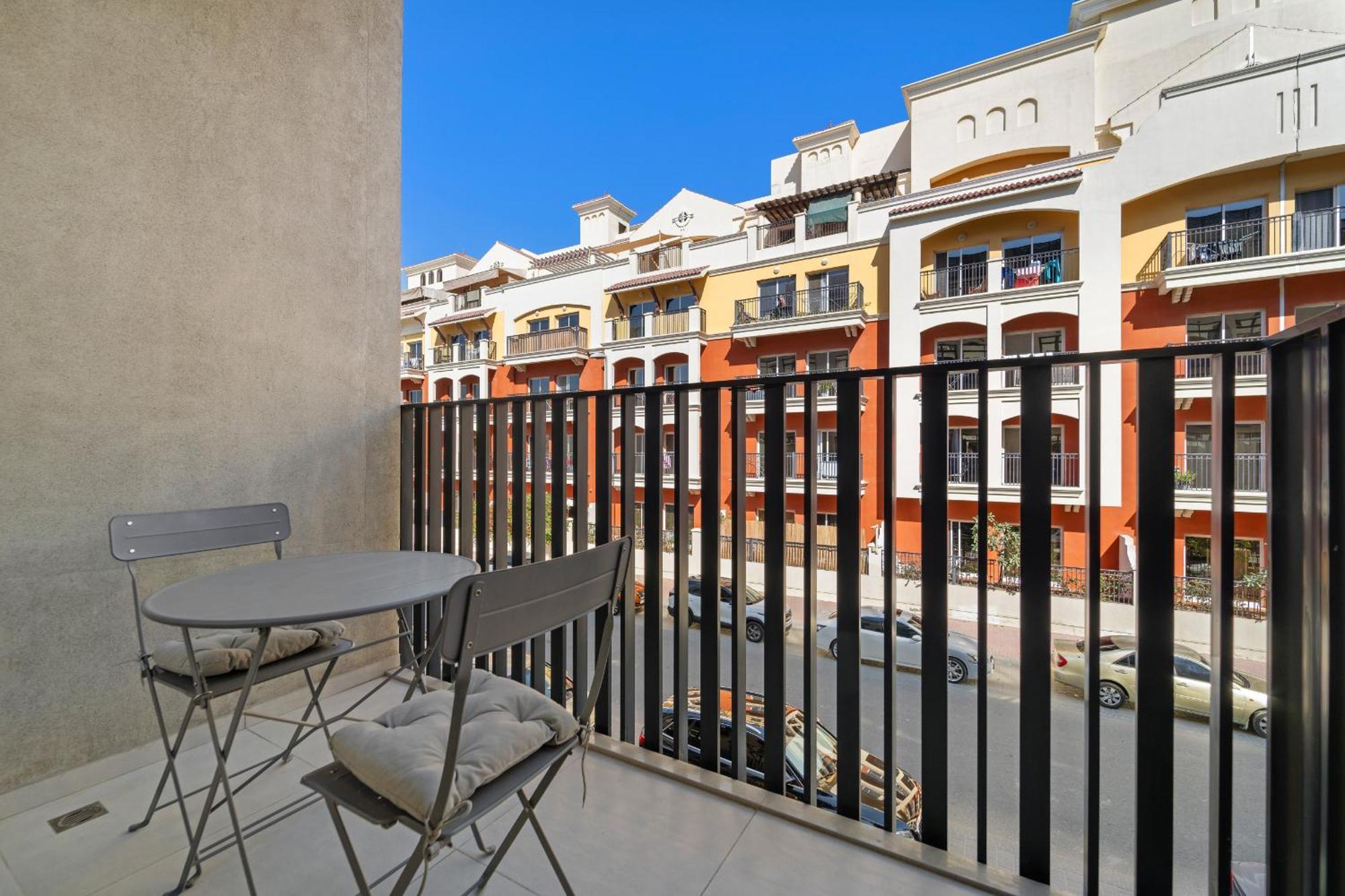 Vayk - Cozy And Contemporary In The Heart Of Jvc Apartment Dubai