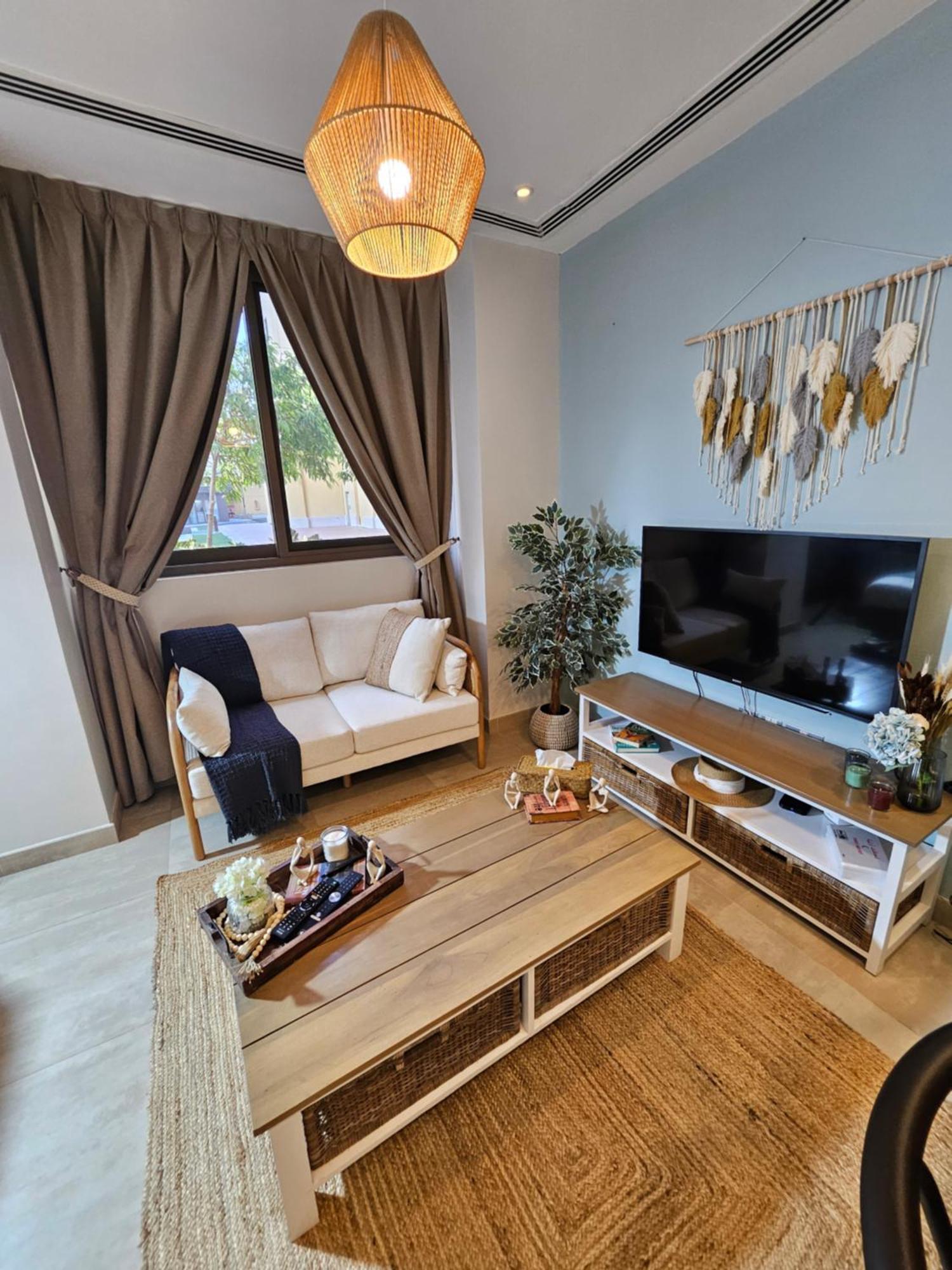 Apartment Modern Jbr With & Pool Access - Marina *