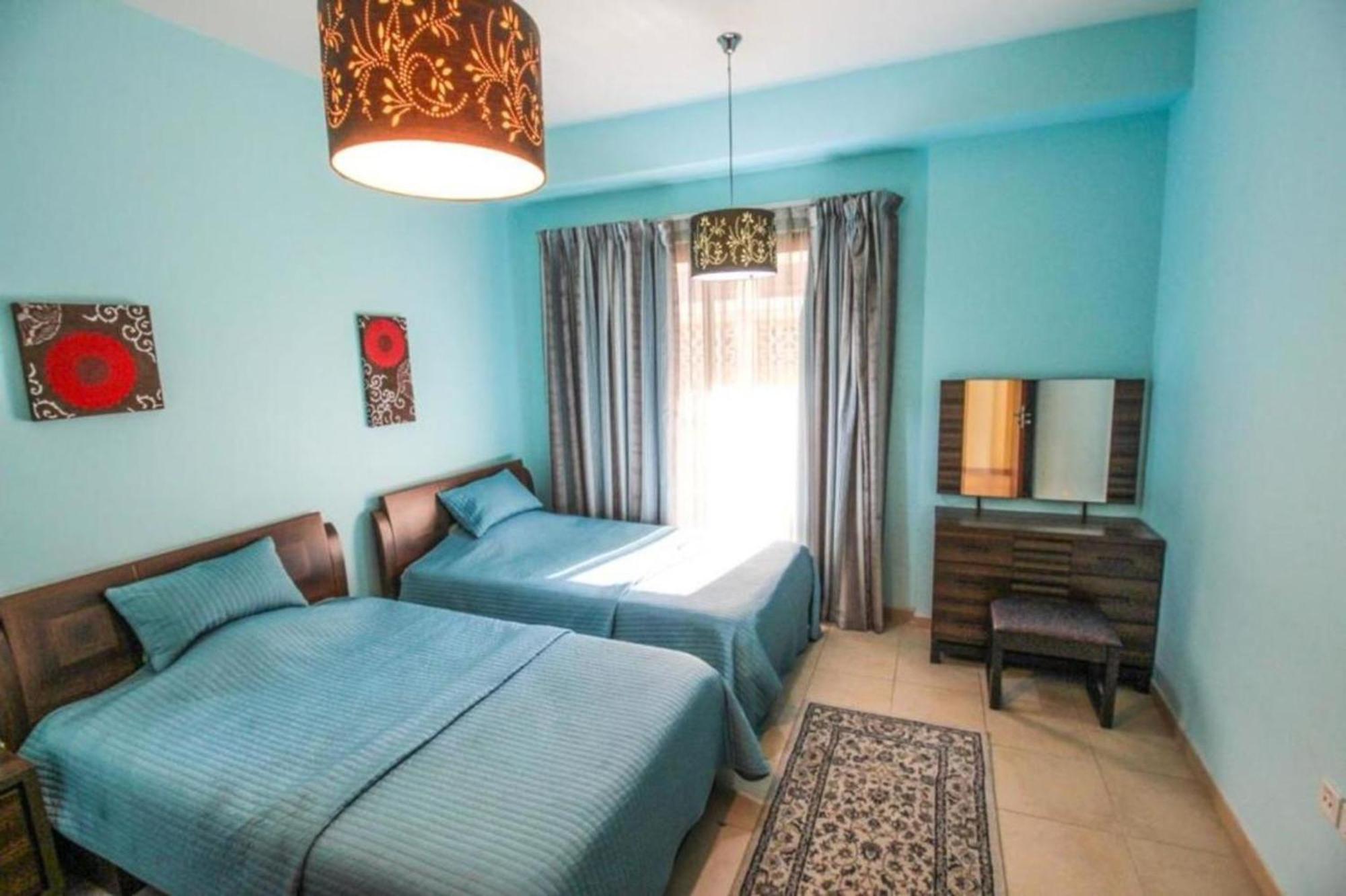 2br Front Sea View *