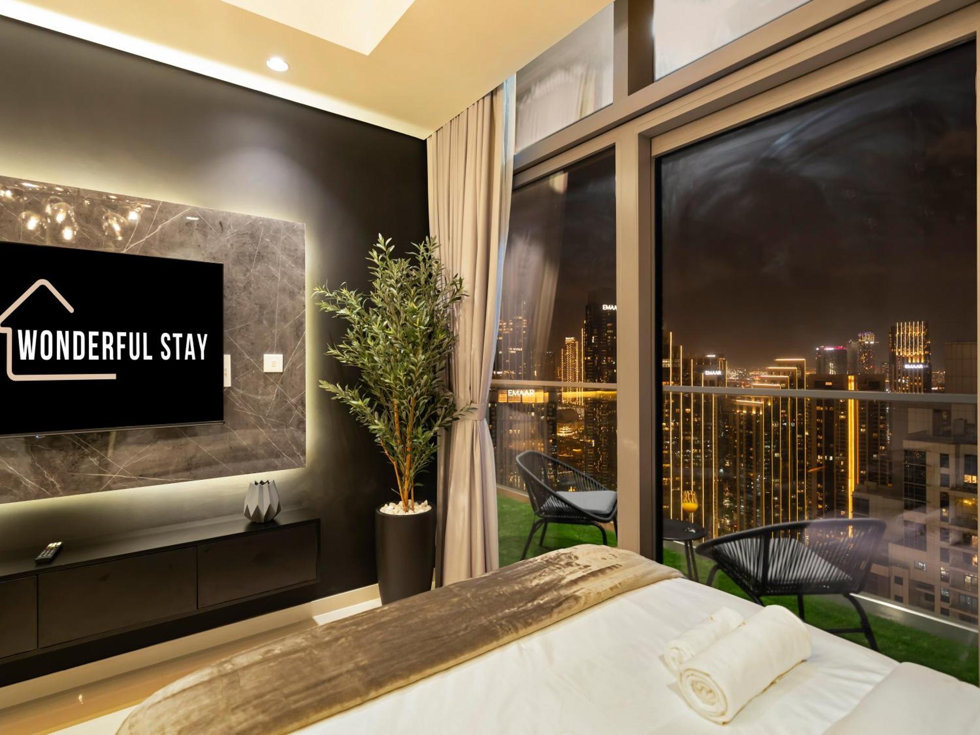Apartment Wonderfulstay At Paramount - Highest Infinity Pool - Burj Khalifa View - Brand New Luxury Dubai